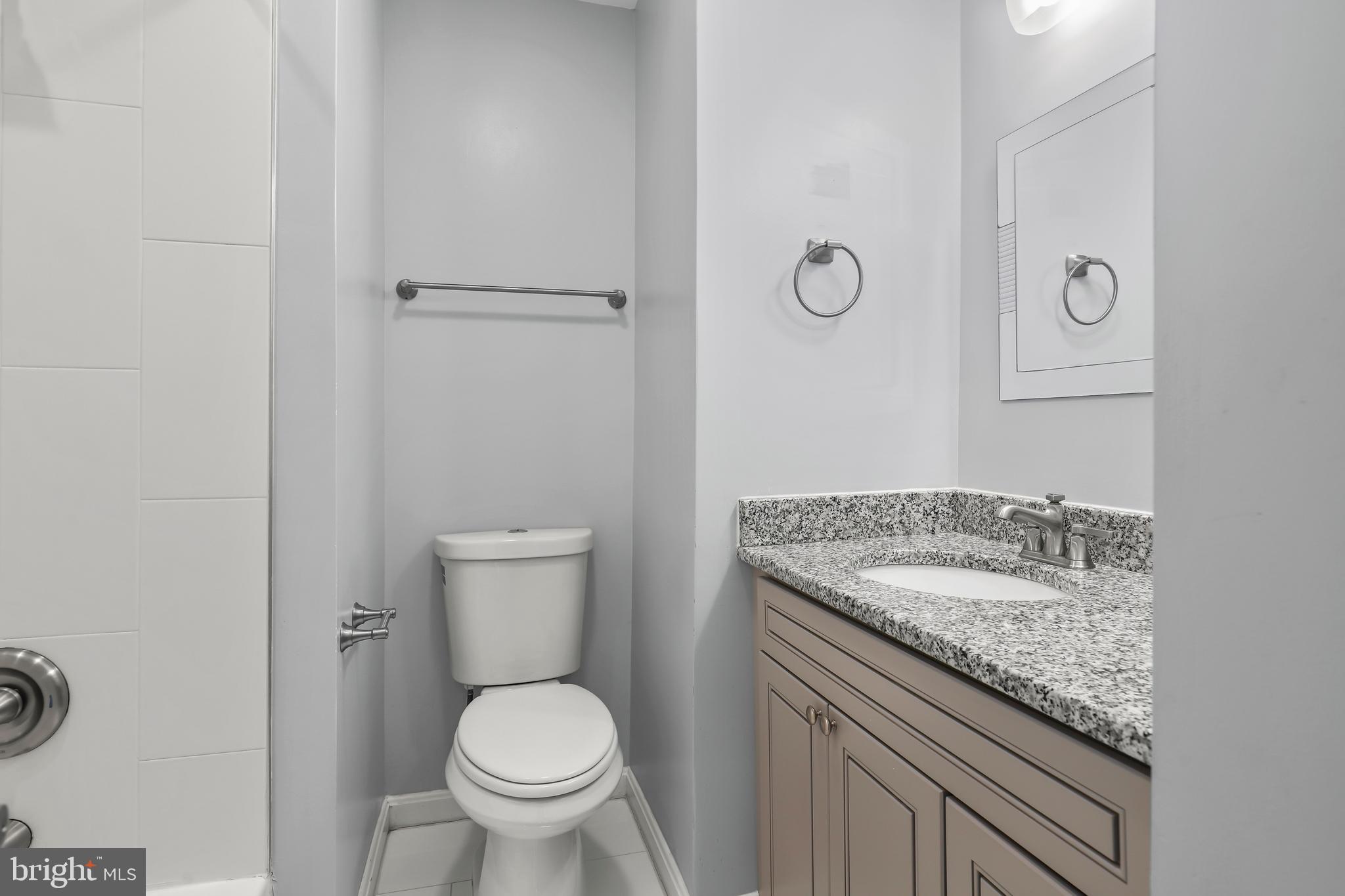 WOODLYNNE COMMUNITY - Residential