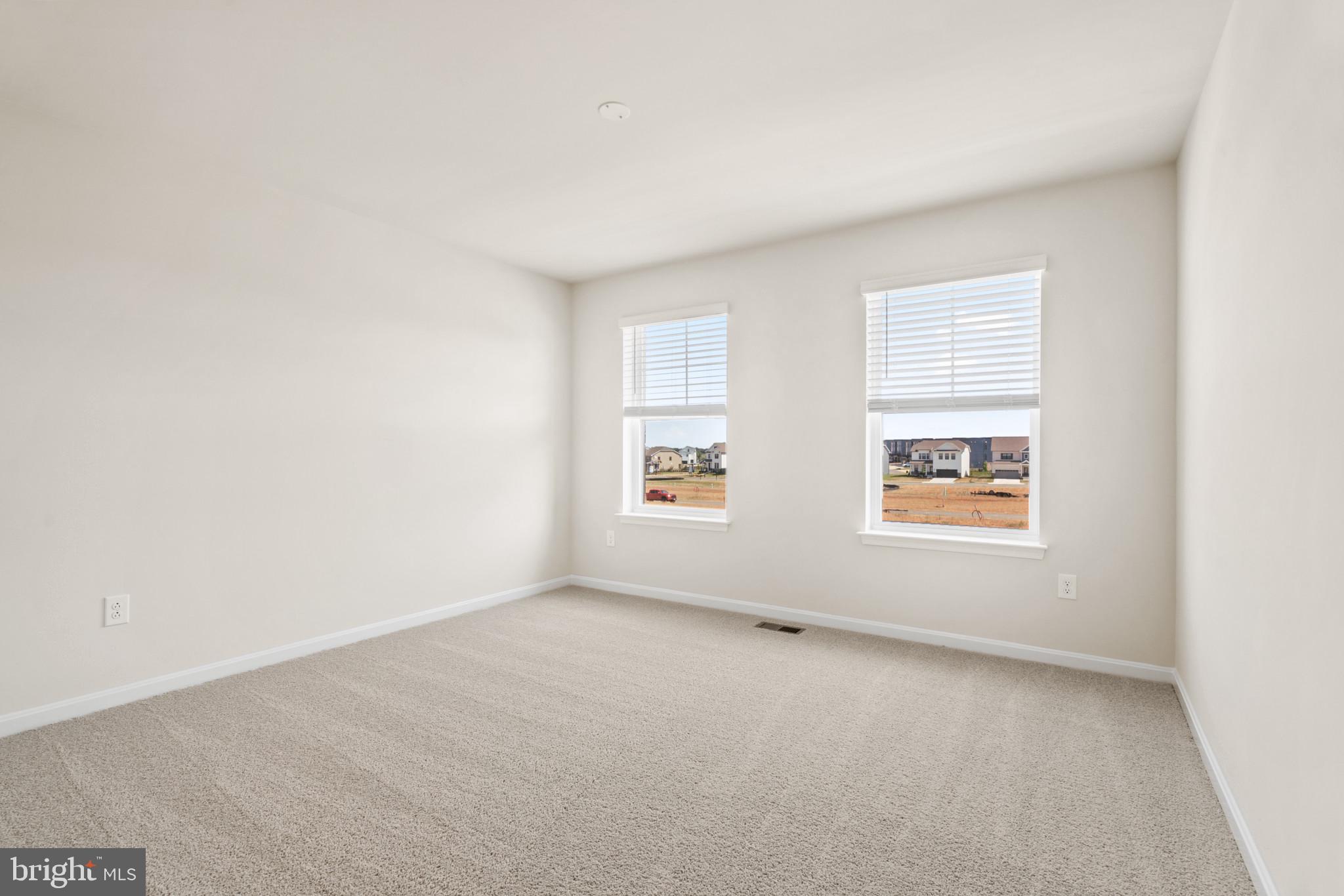 CREEKSIDE ESTATES - Residential