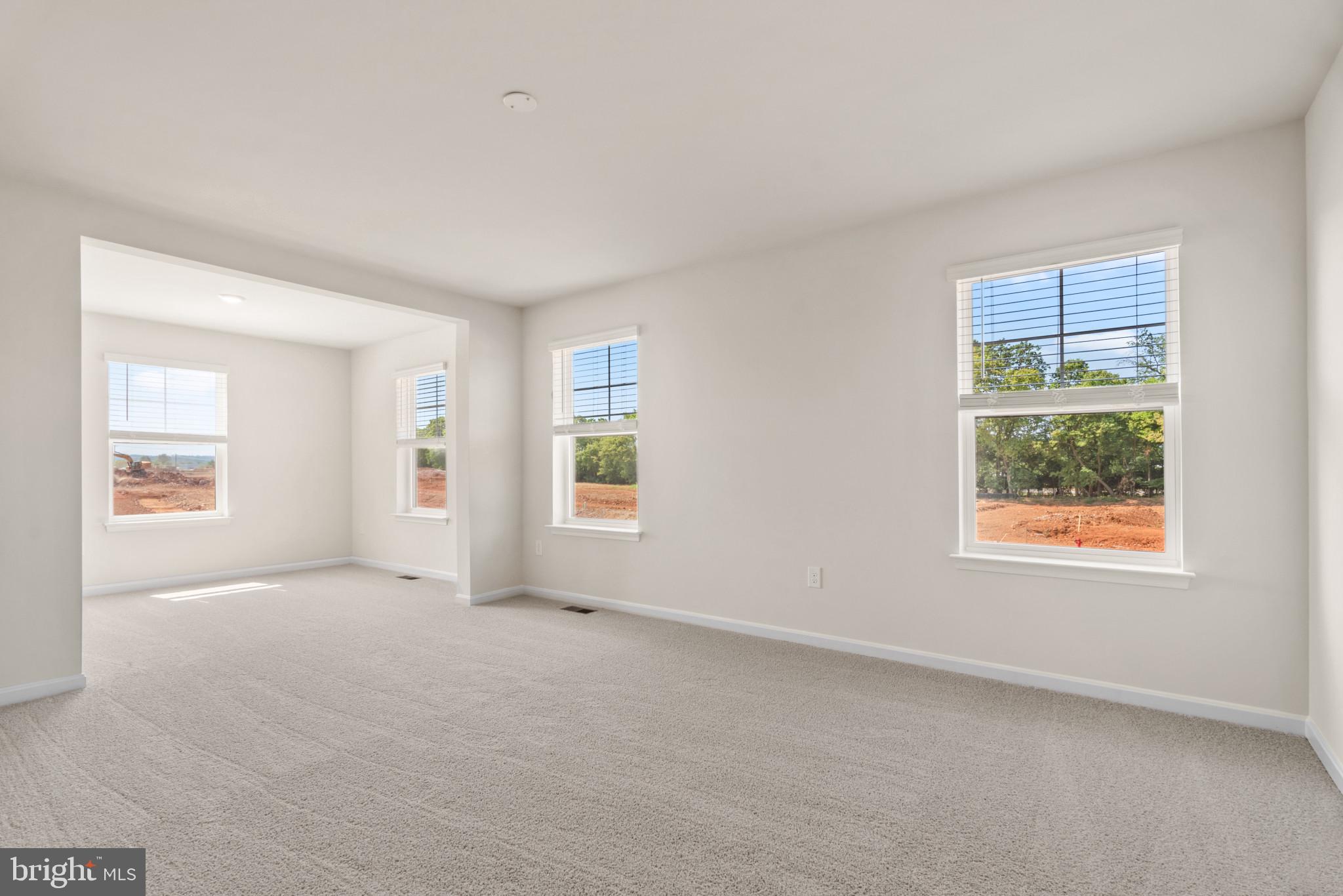 CREEKSIDE ESTATES - Residential