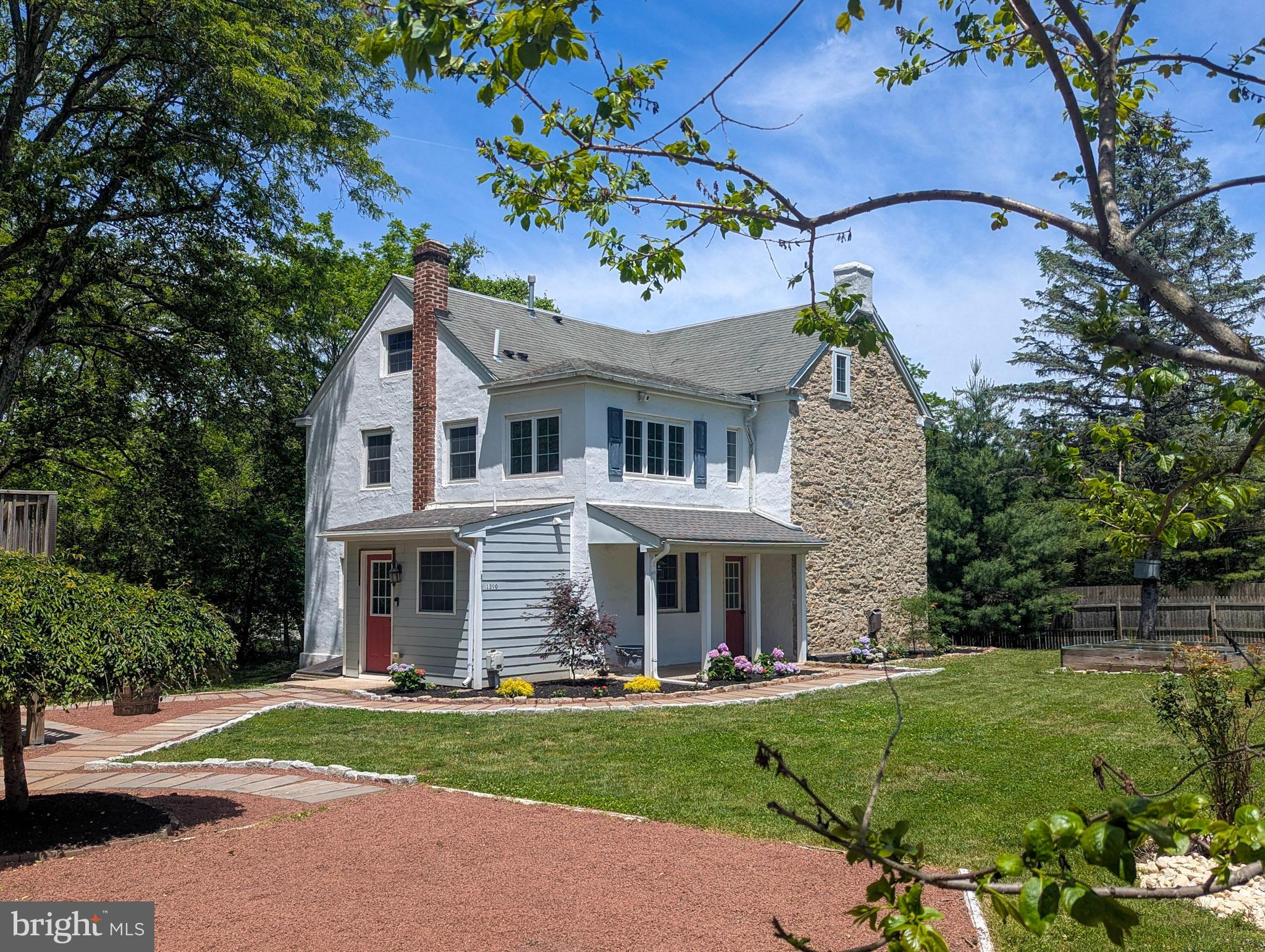 1390 CINNAMON DRIVE