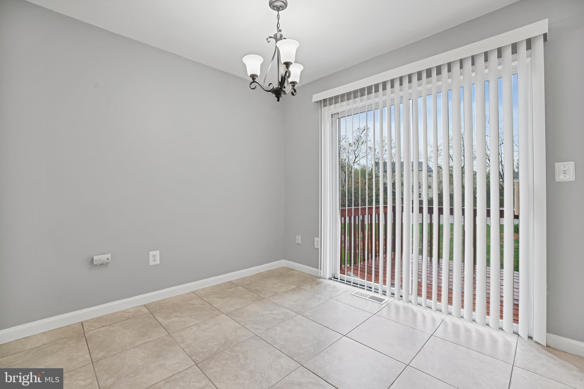 COVINGTON - Residential