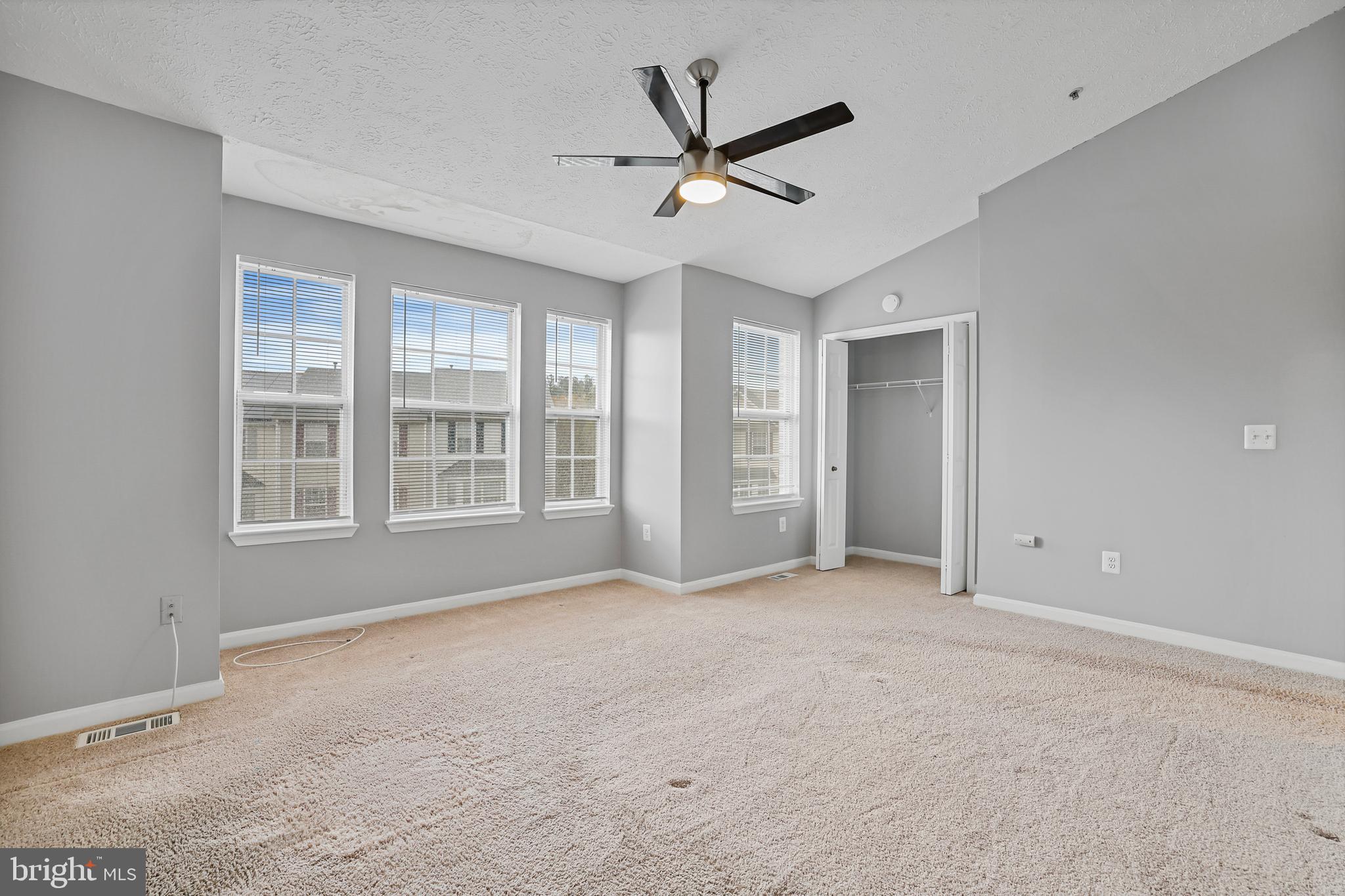 COVINGTON - Residential