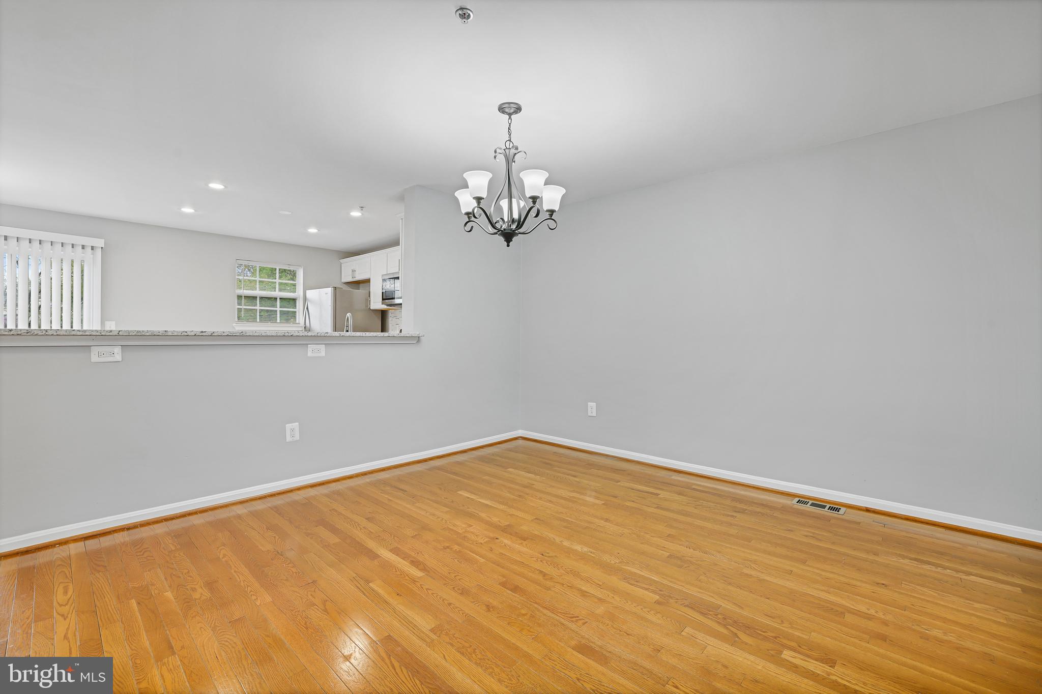 COVINGTON - Residential