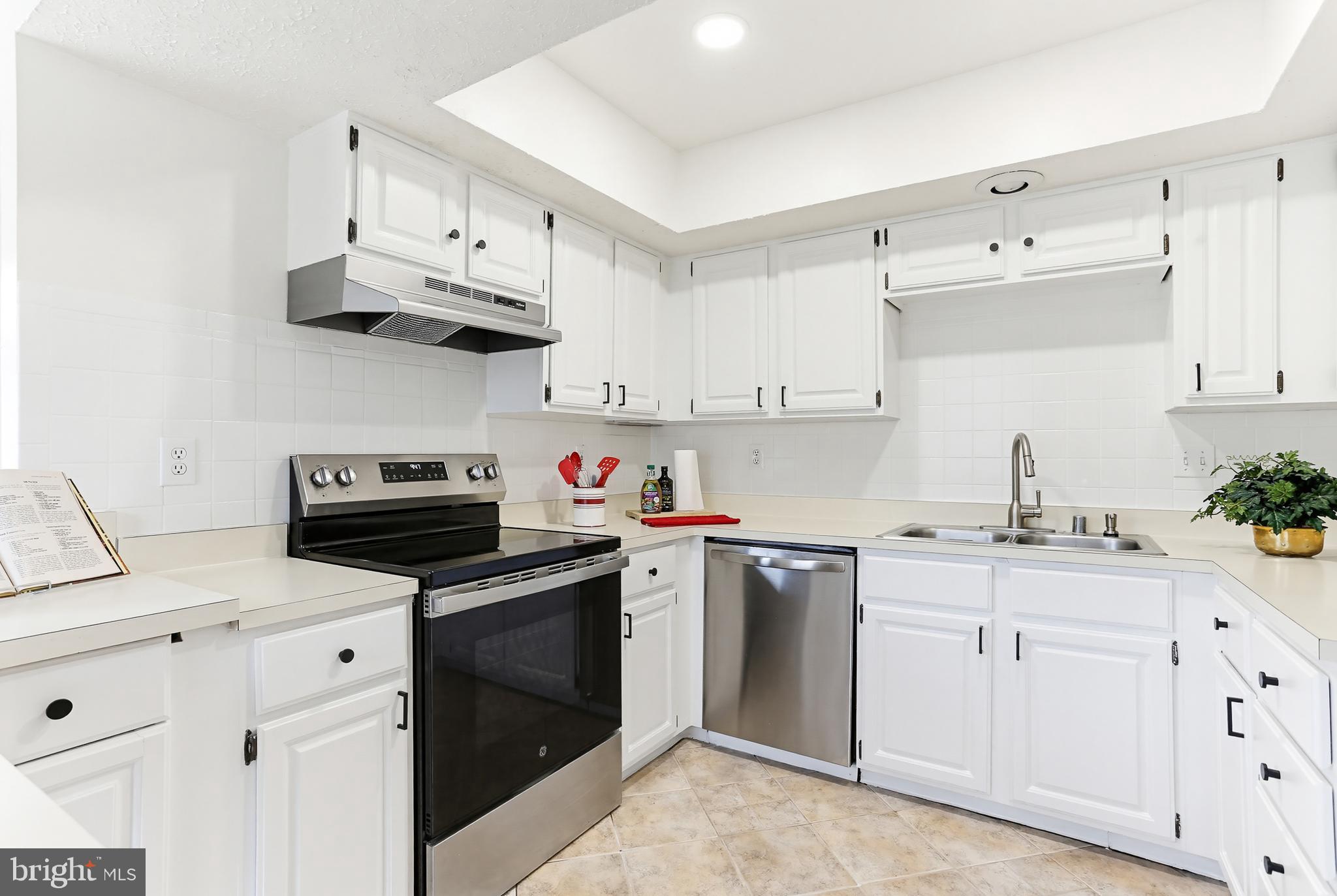 BRIGHTFIELD FARMS - Residential