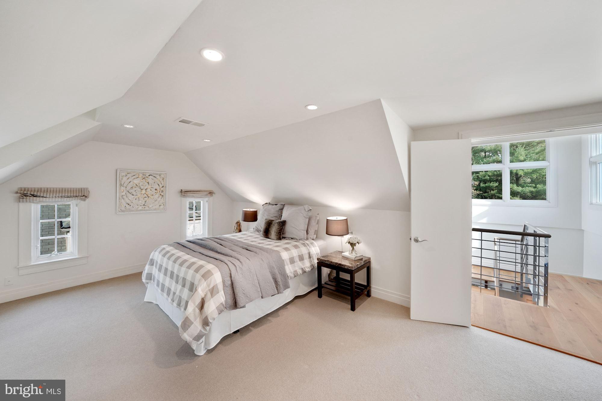 WESLEY HEIGHTS - Residential