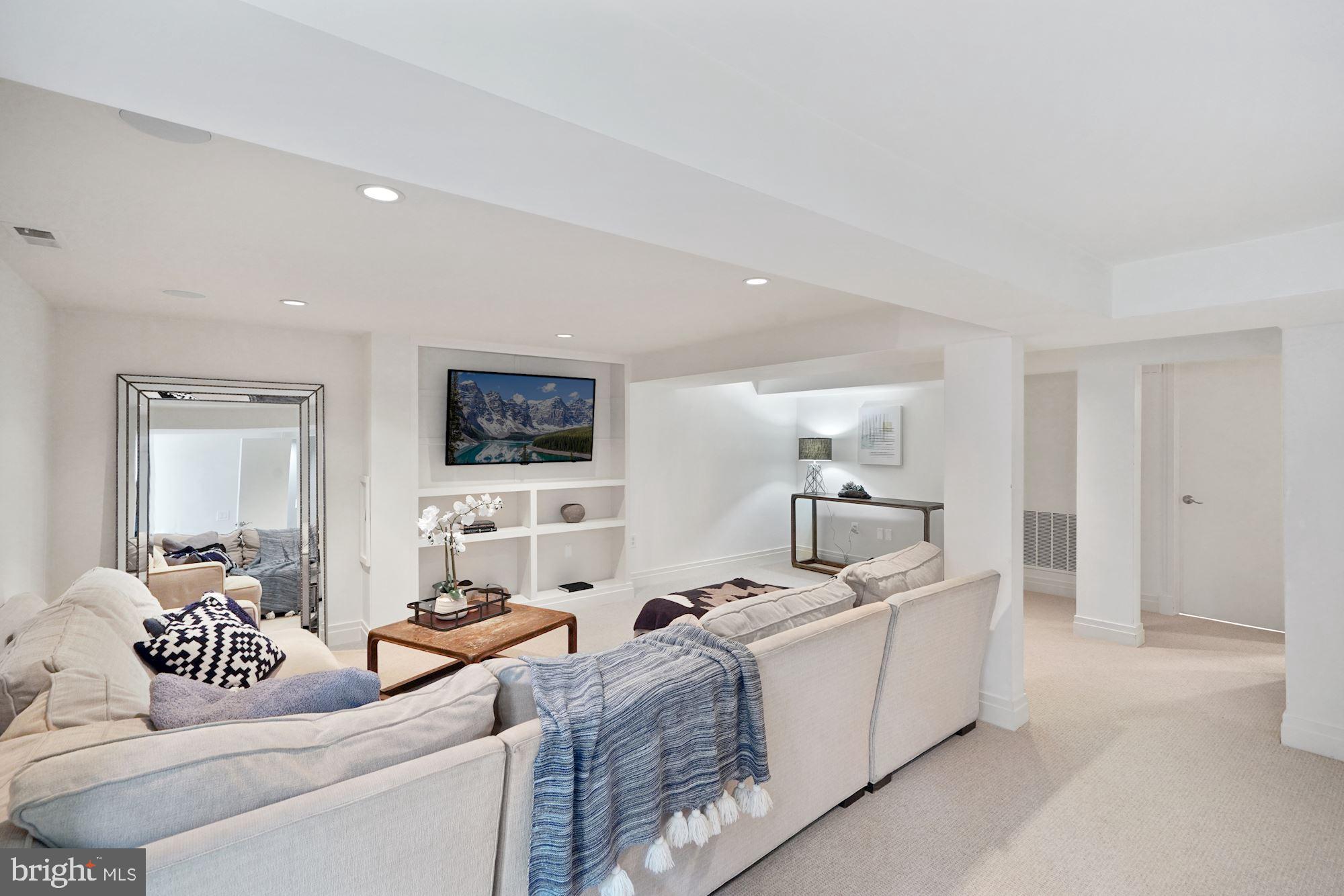 WESLEY HEIGHTS - Residential