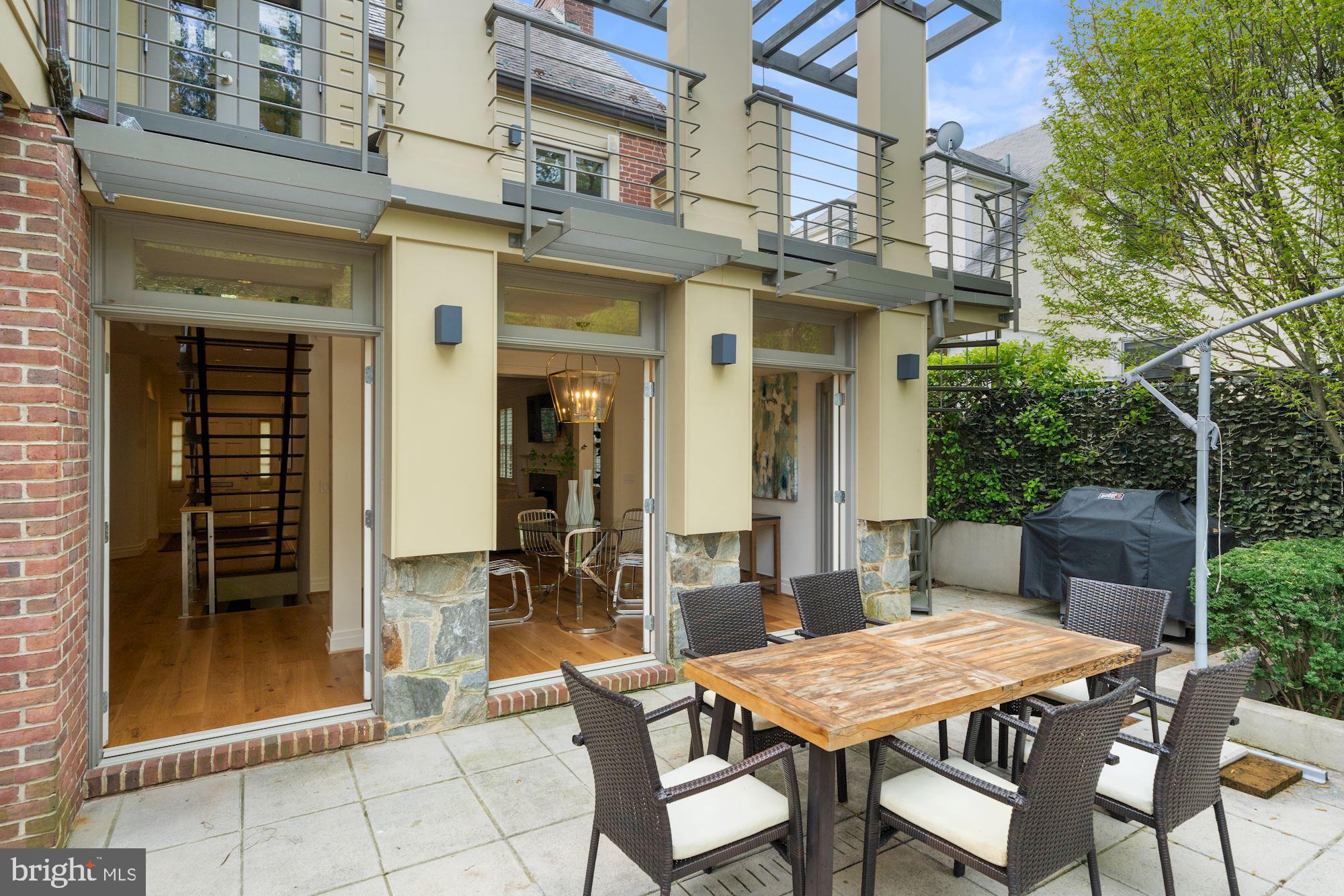 WESLEY HEIGHTS - Residential