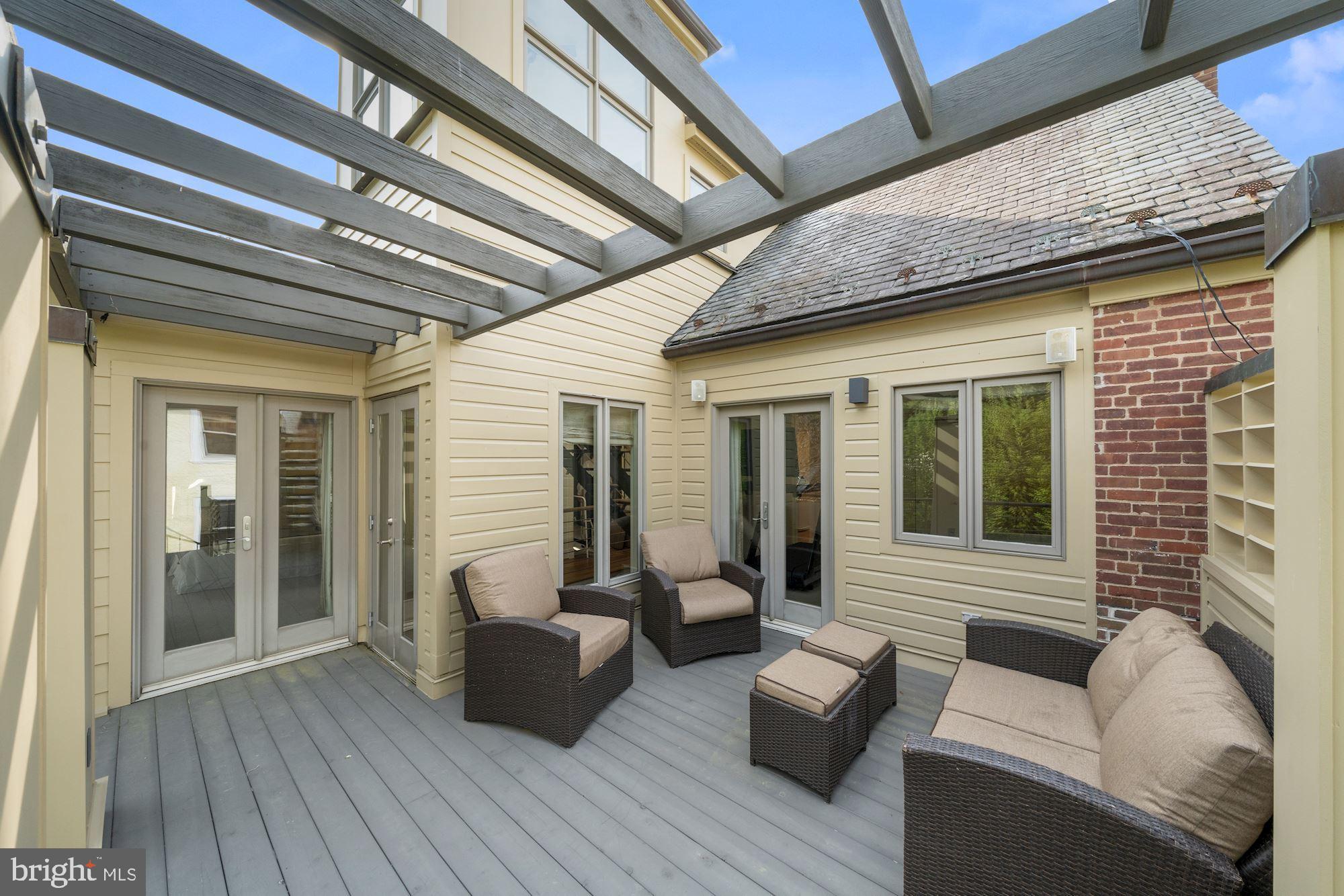 WESLEY HEIGHTS - Residential