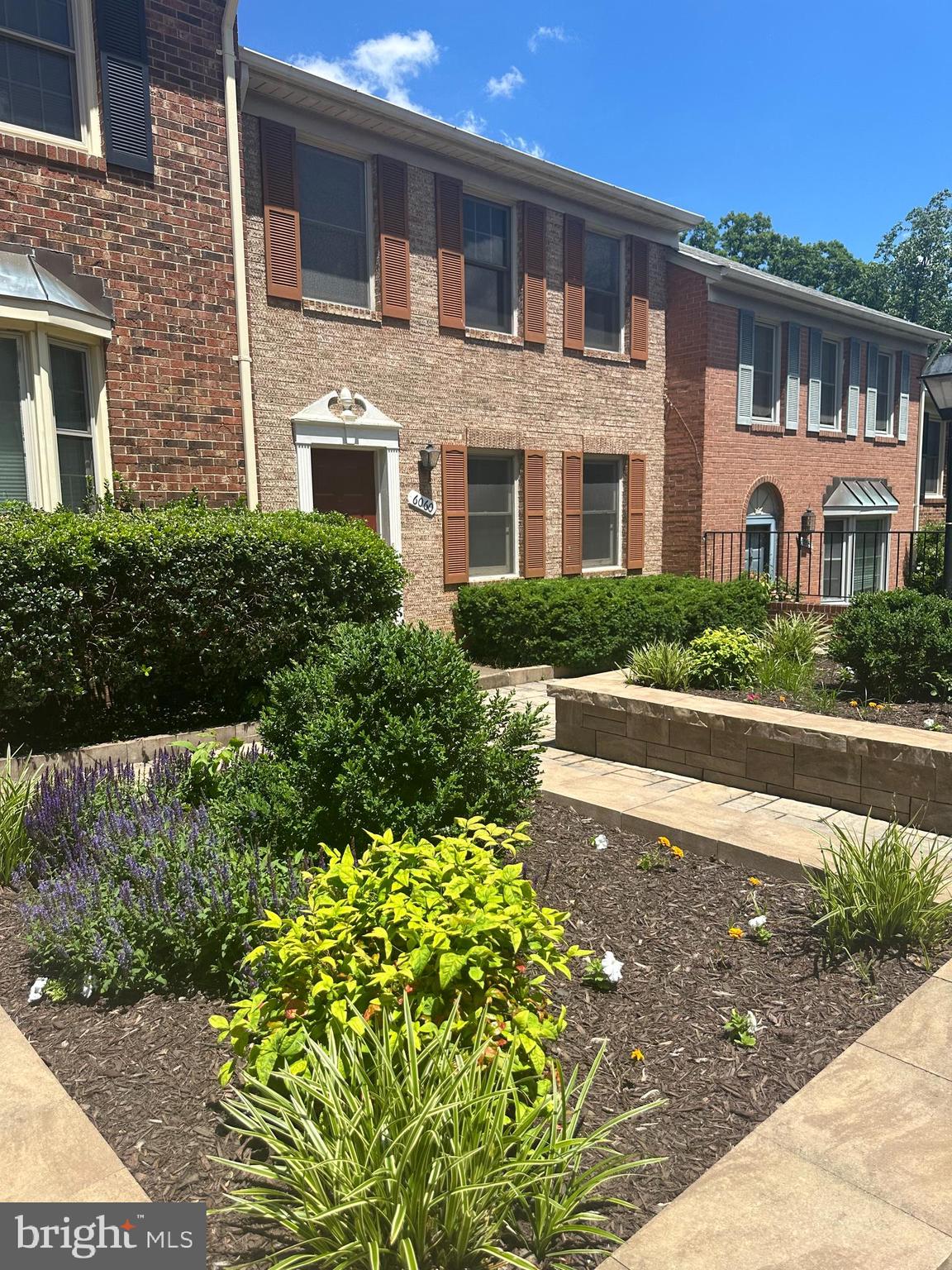 BEAUREGARD MANOR - Residential Lease