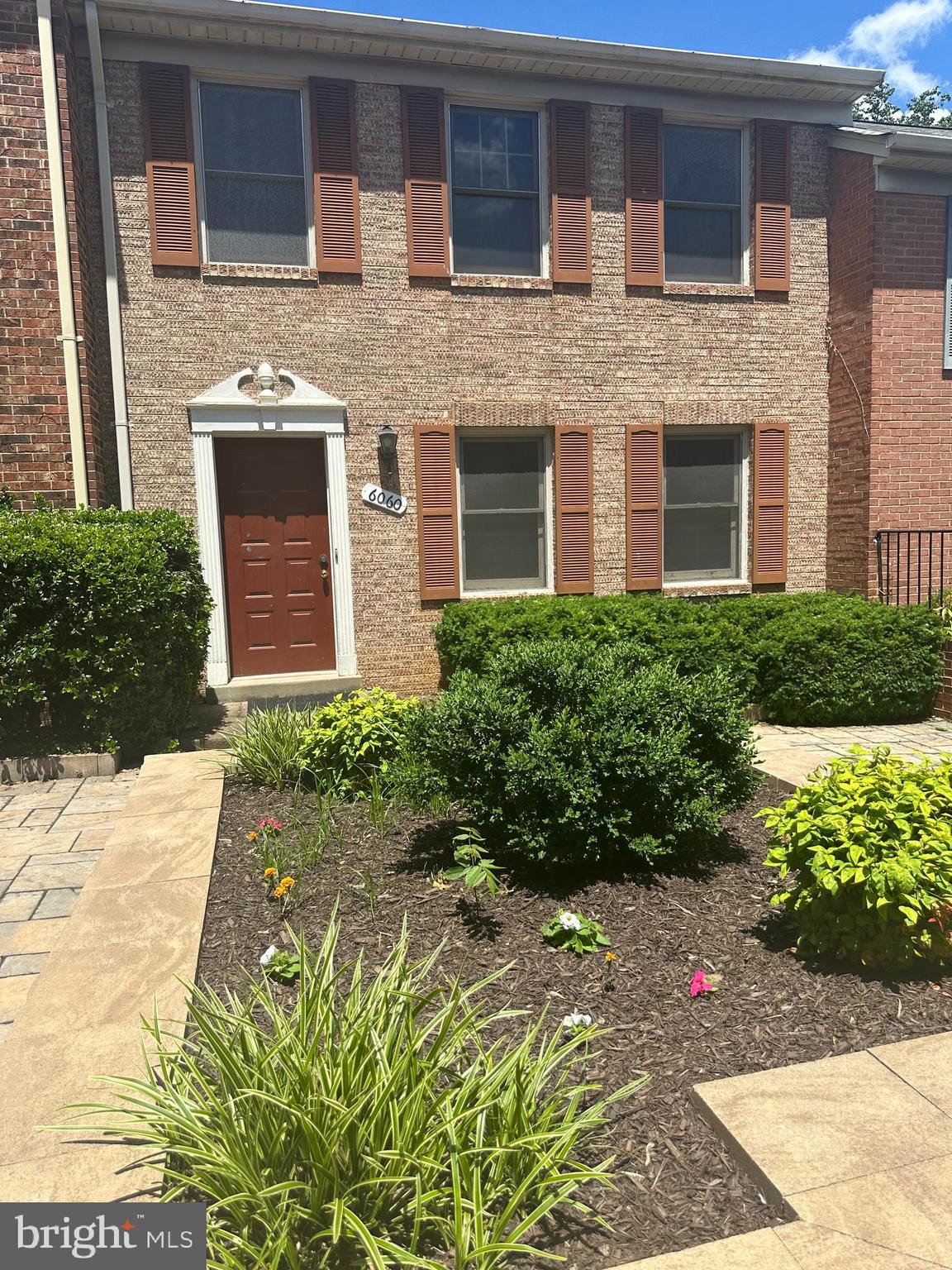 BEAUREGARD MANOR - Residential Lease