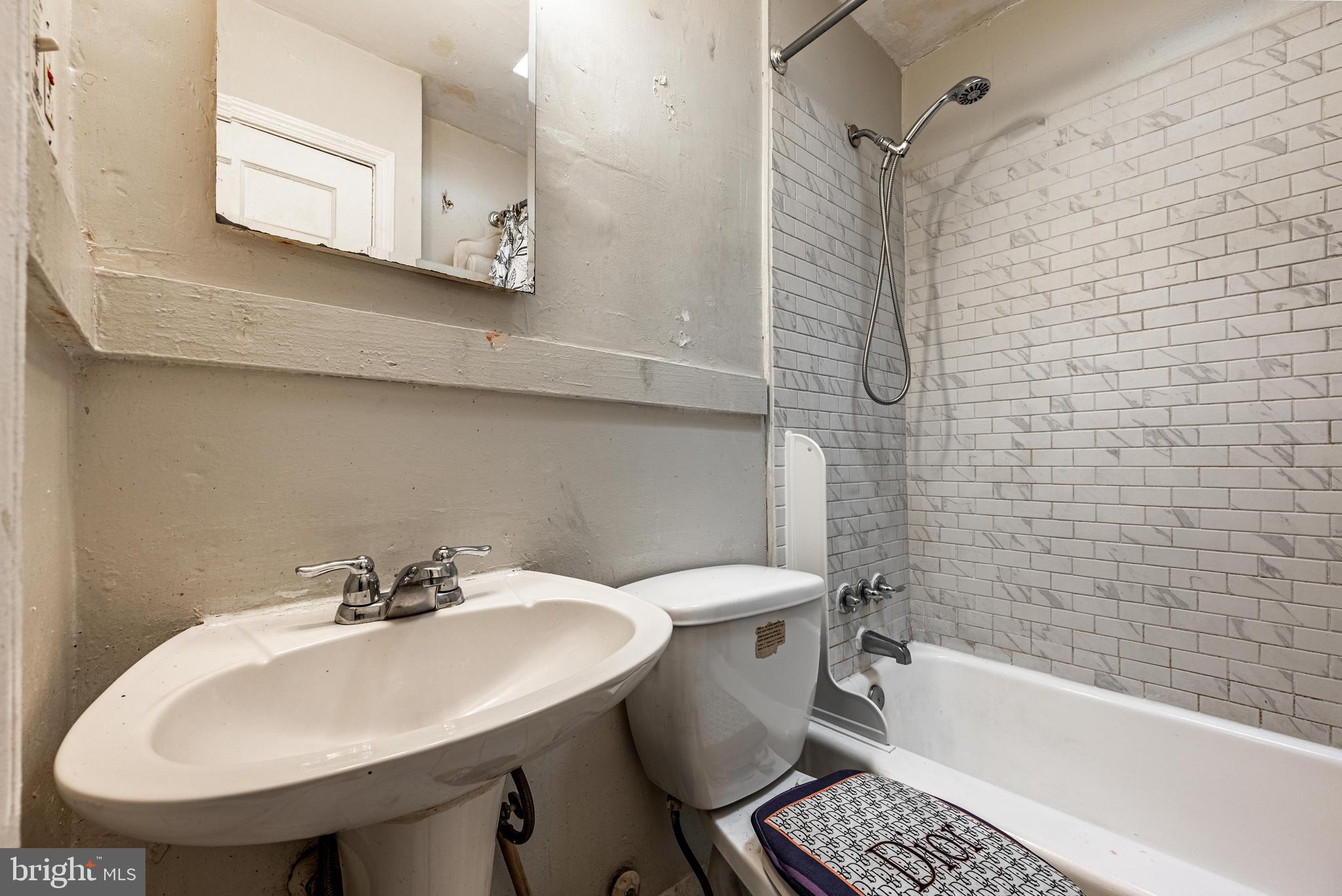 BELAIR-EDISON - Residential