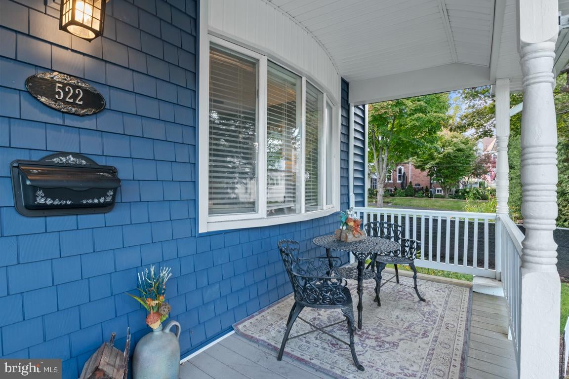 522 VINE STREET