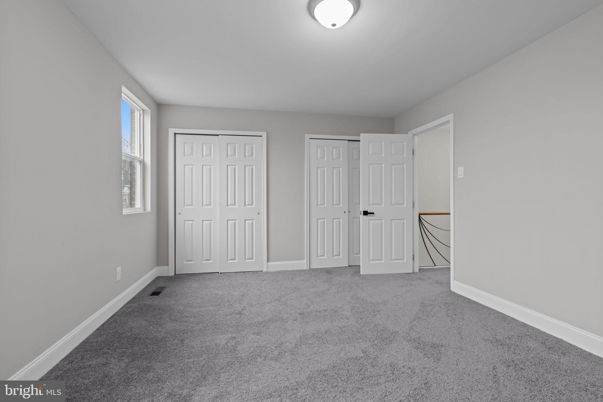 ASHTON-WOODENBRIDGE - Residential