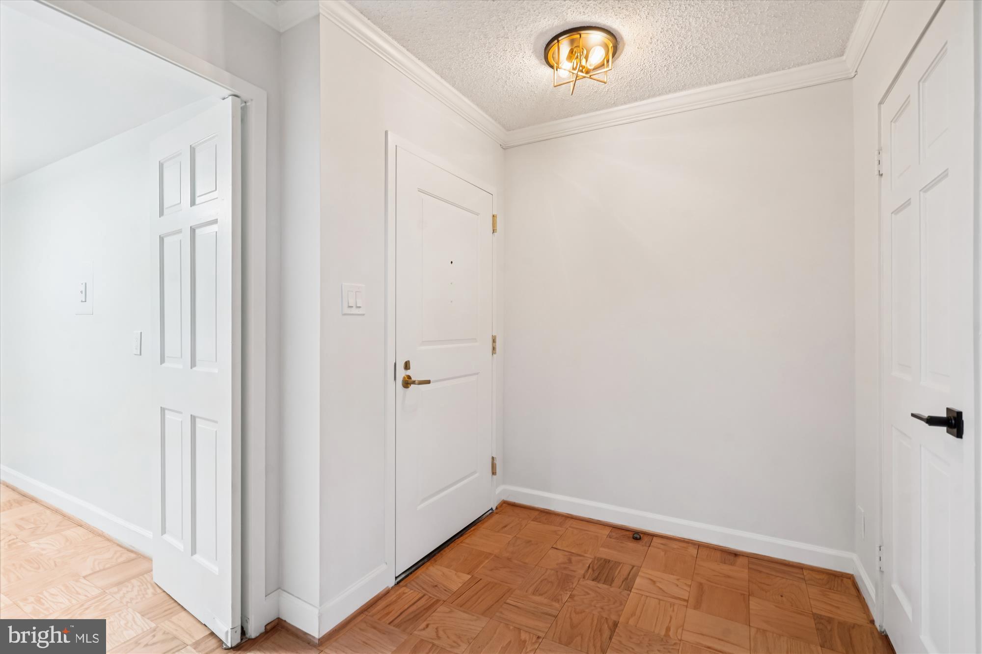 FRIENDSHIP HEIGHTS - Residential