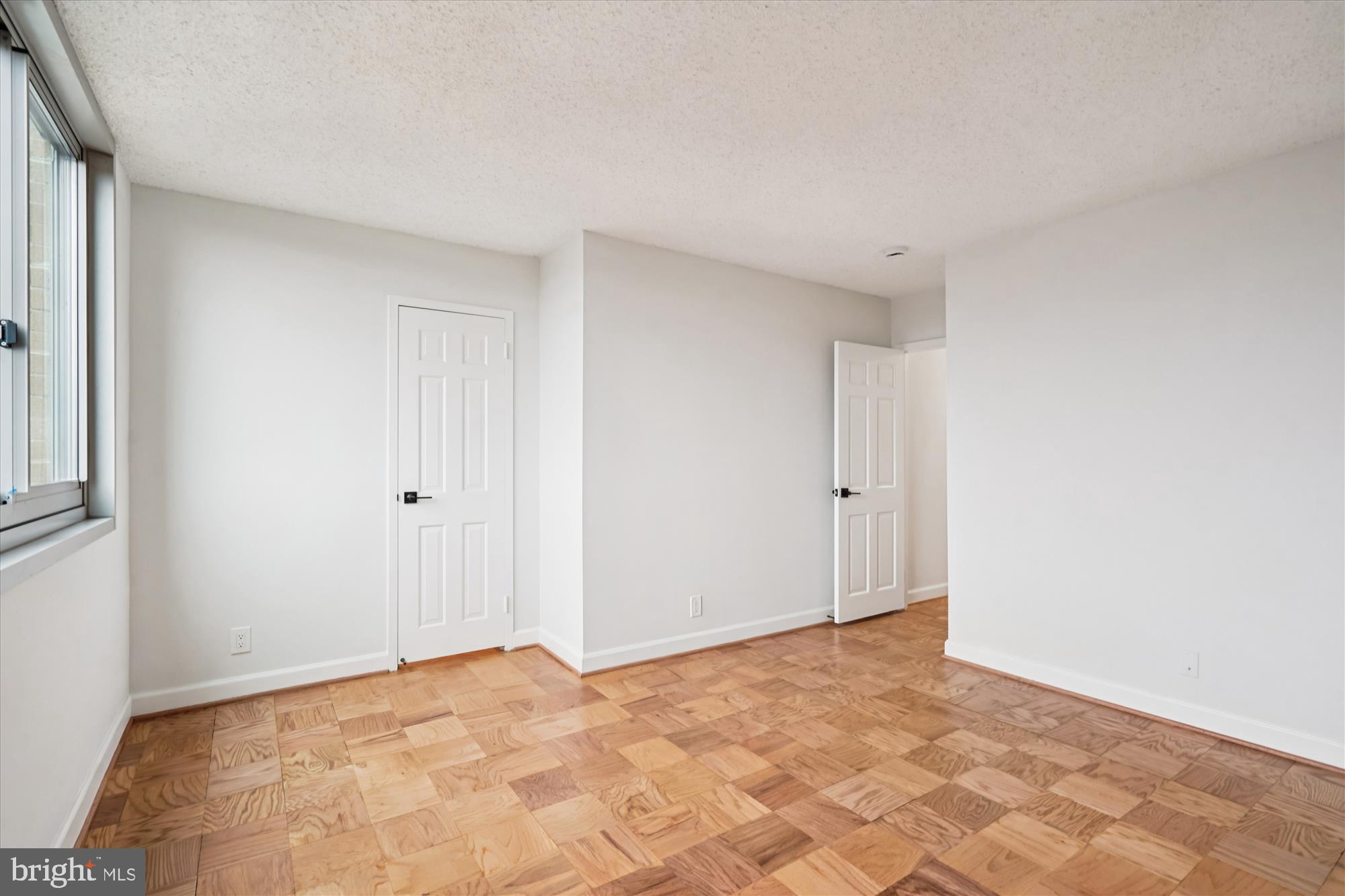 FRIENDSHIP HEIGHTS - Residential