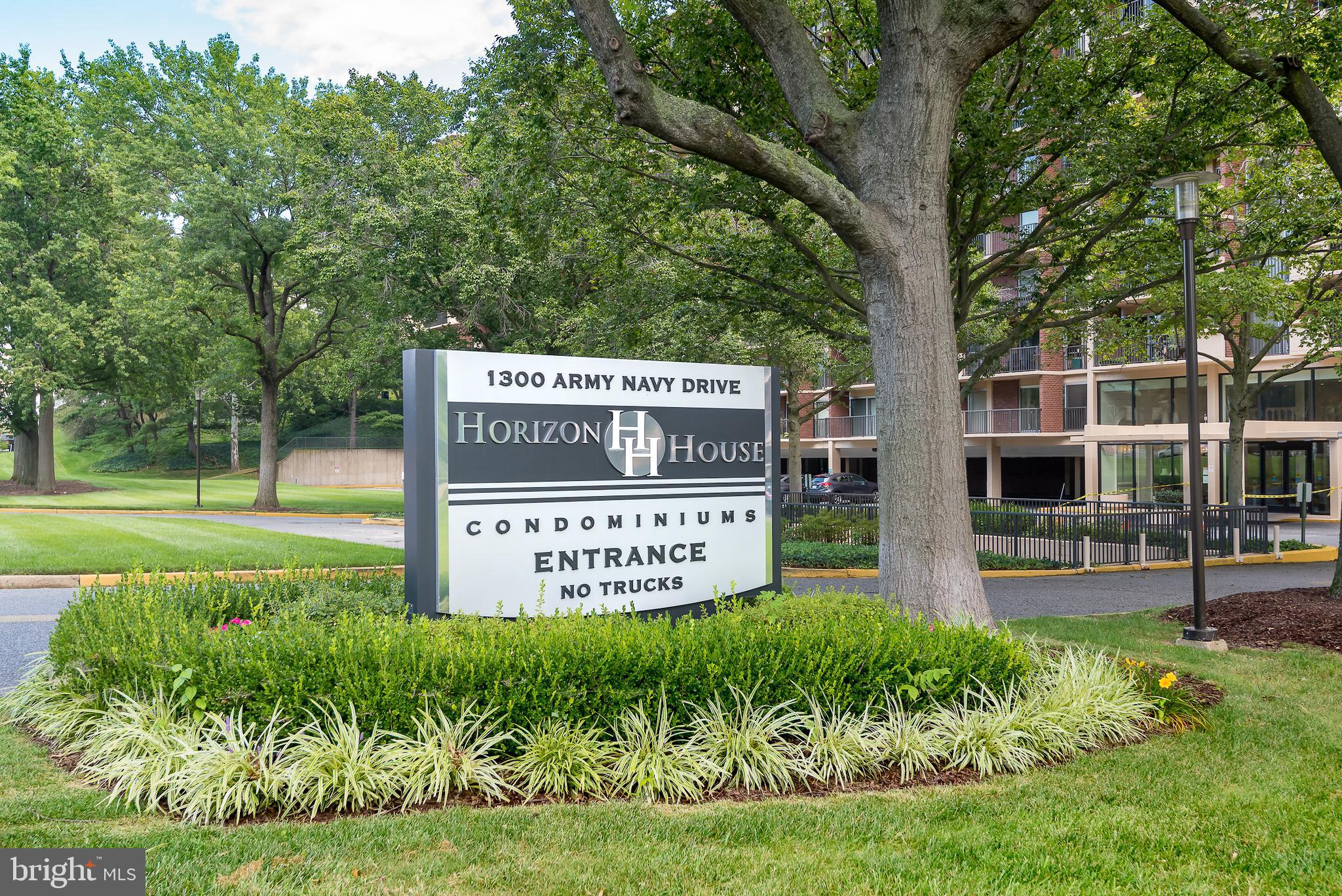 HORIZON HOUSE - Residential