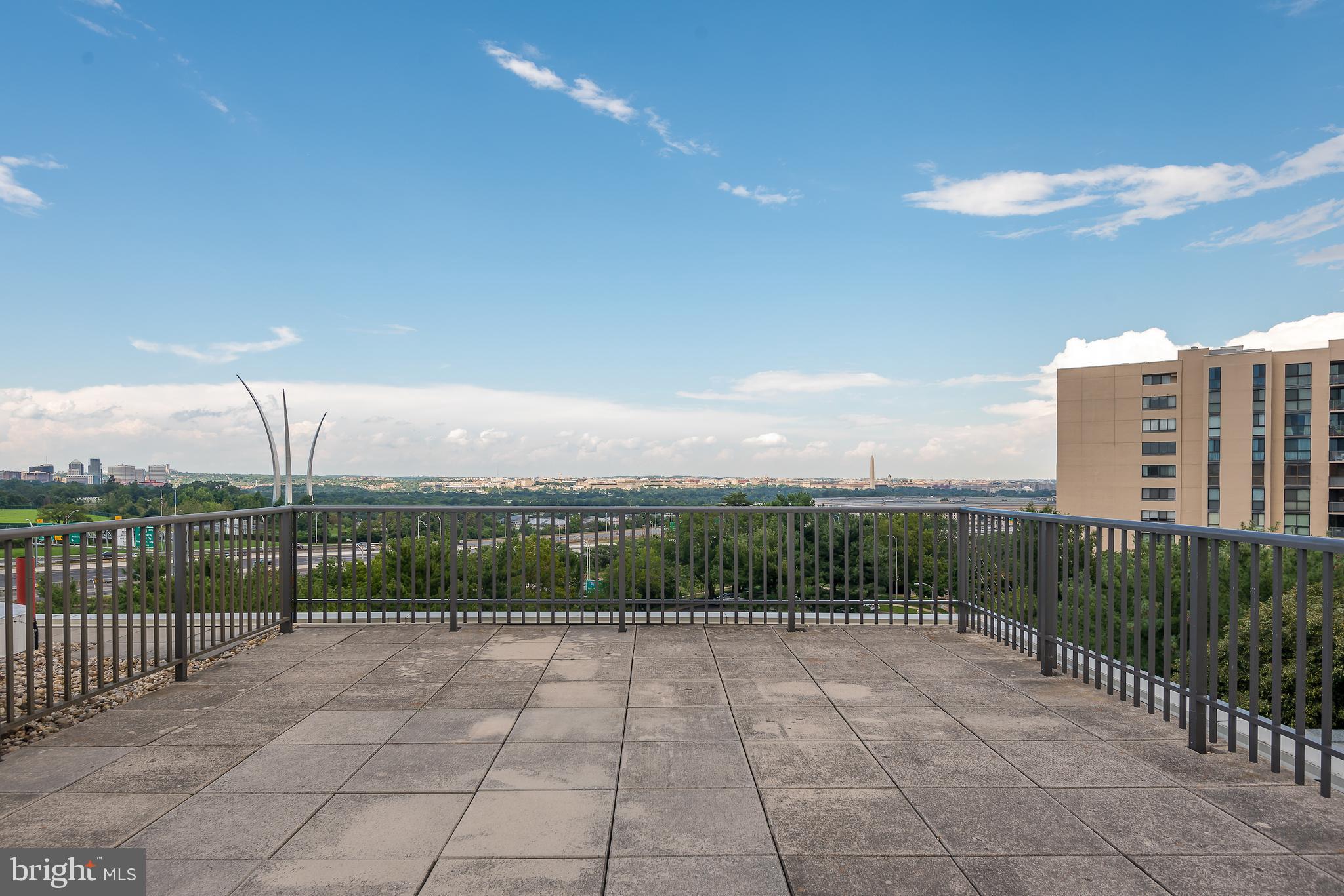 HORIZON HOUSE - Residential