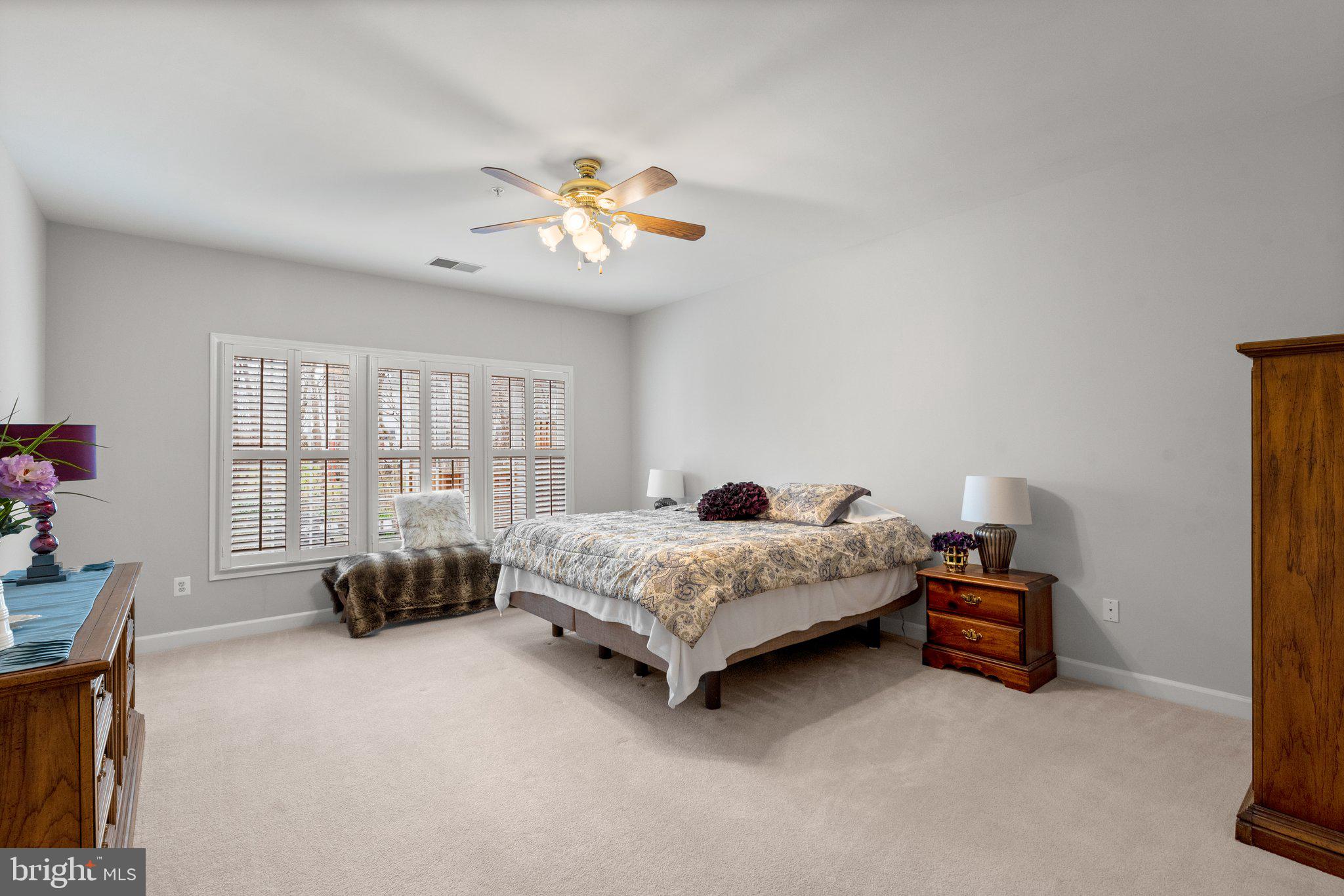 SOUTH RIVER COLONY - Residential