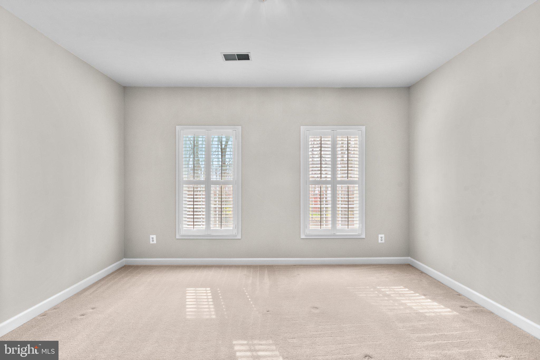 SOUTH RIVER COLONY - Residential