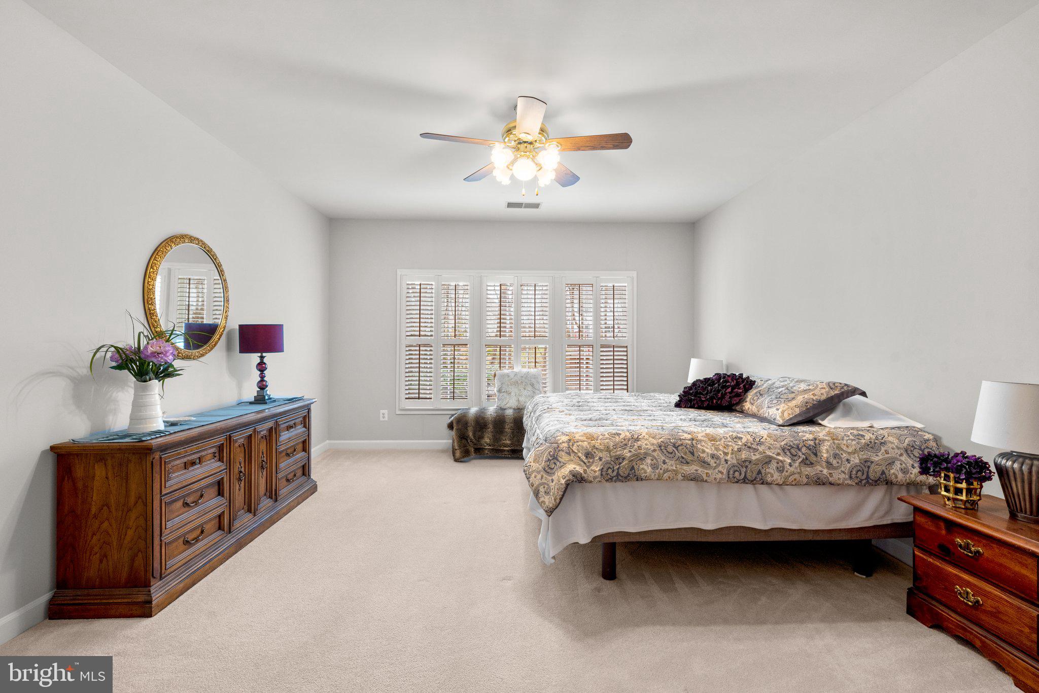 SOUTH RIVER COLONY - Residential