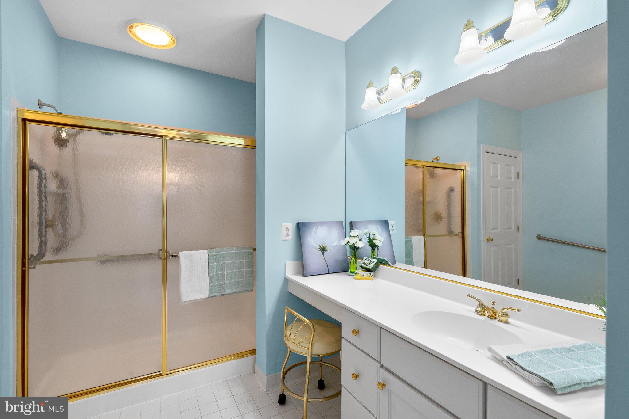 SOUTH RIVER COLONY - Residential