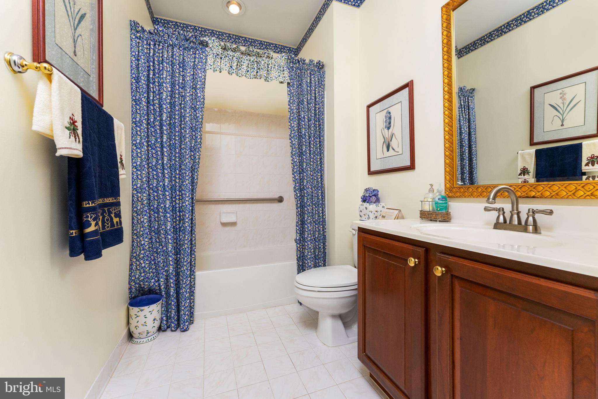 HERITAGE HUNT - Residential