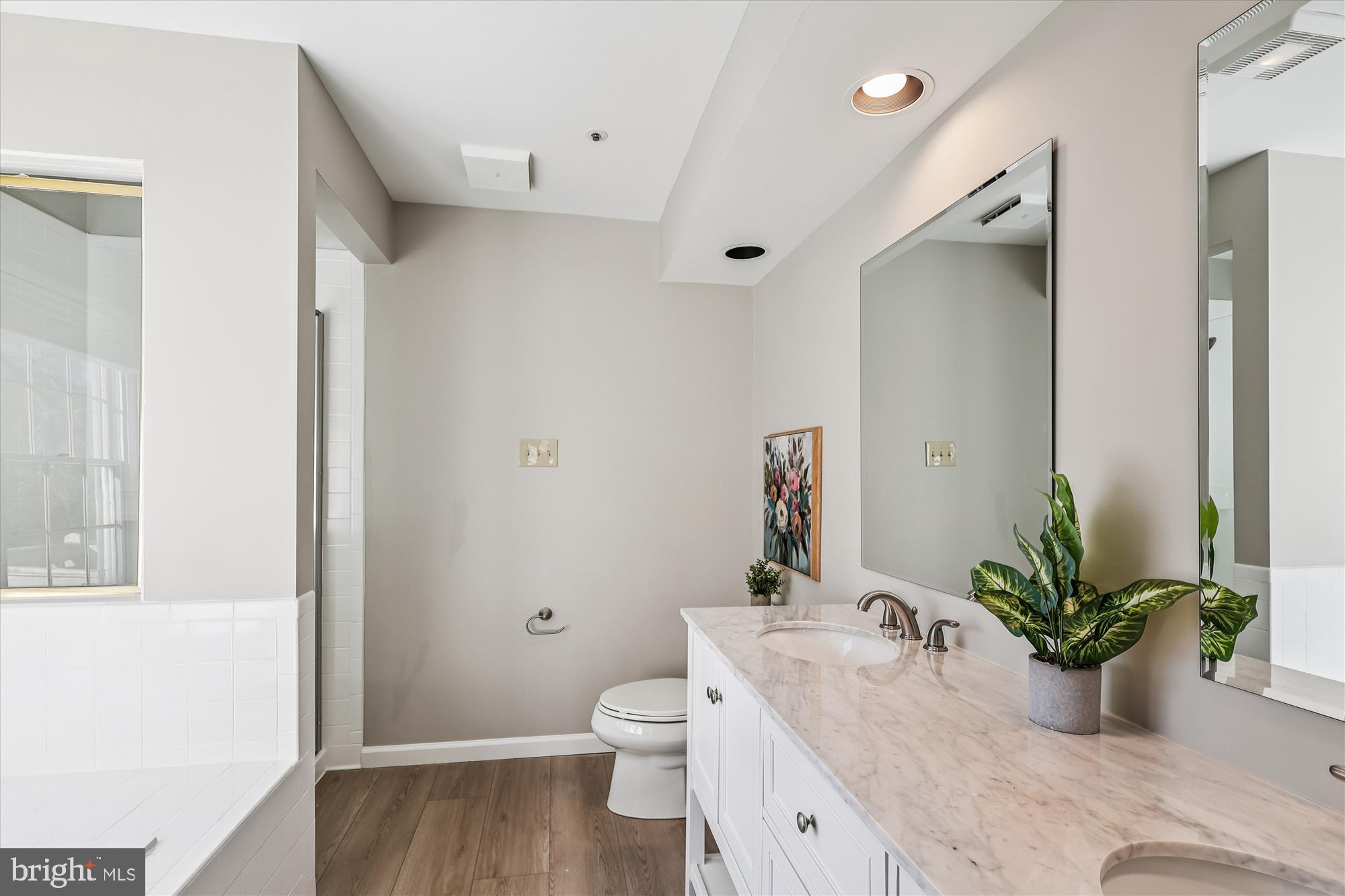 RIVA TRACE - Residential