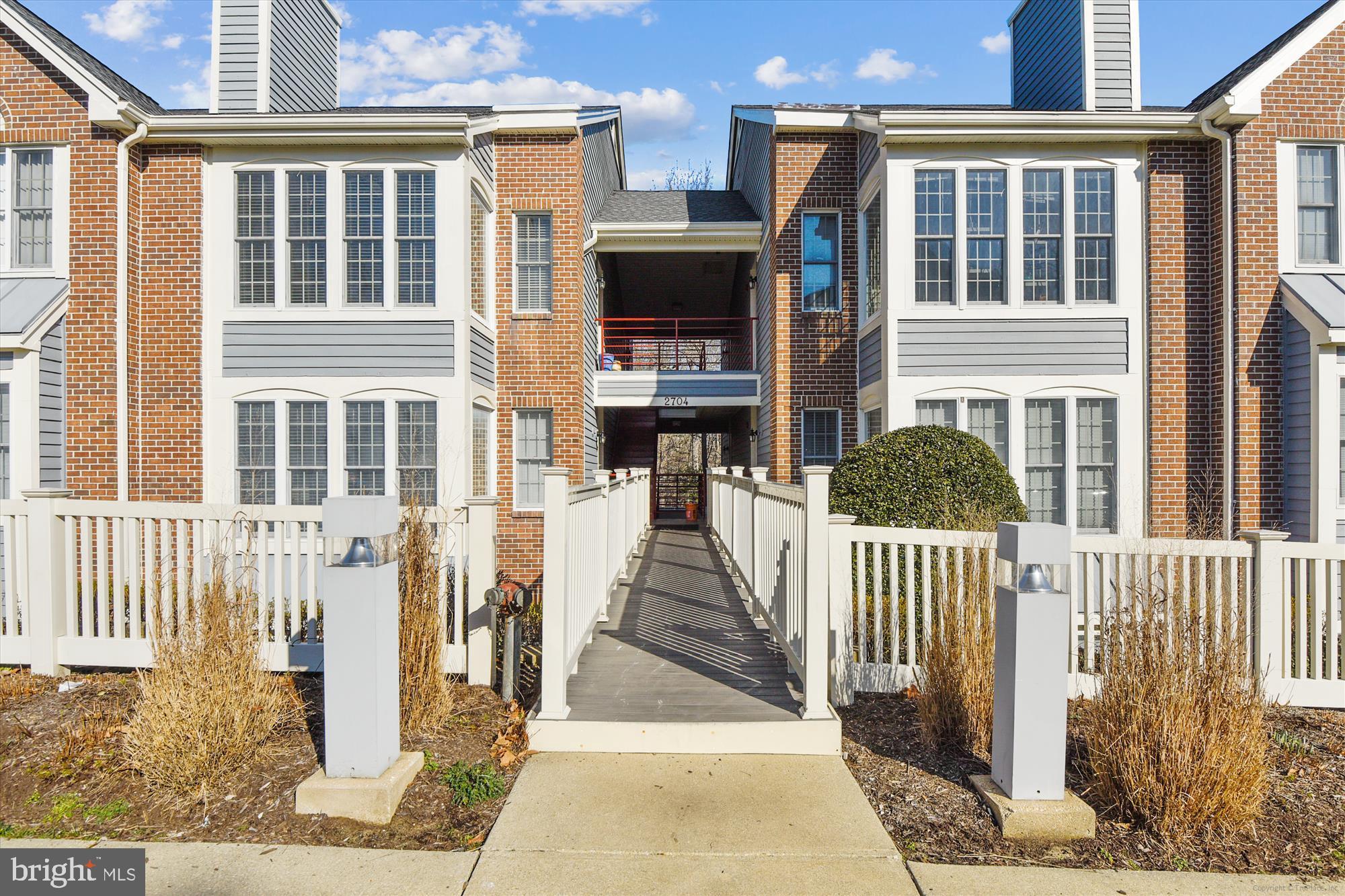 RIVA TRACE - Residential