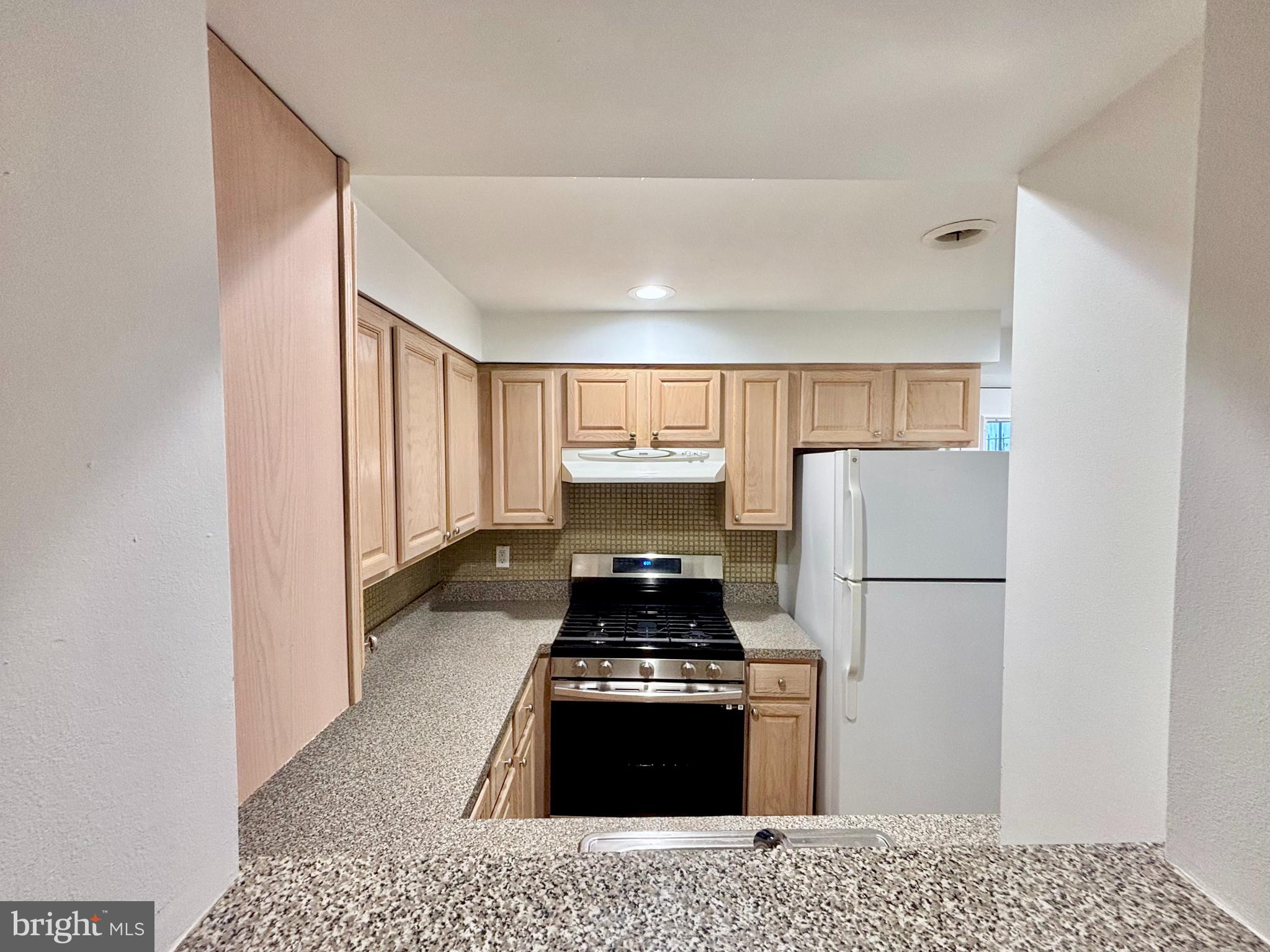 GRADUATE HOSPITAL - Residential