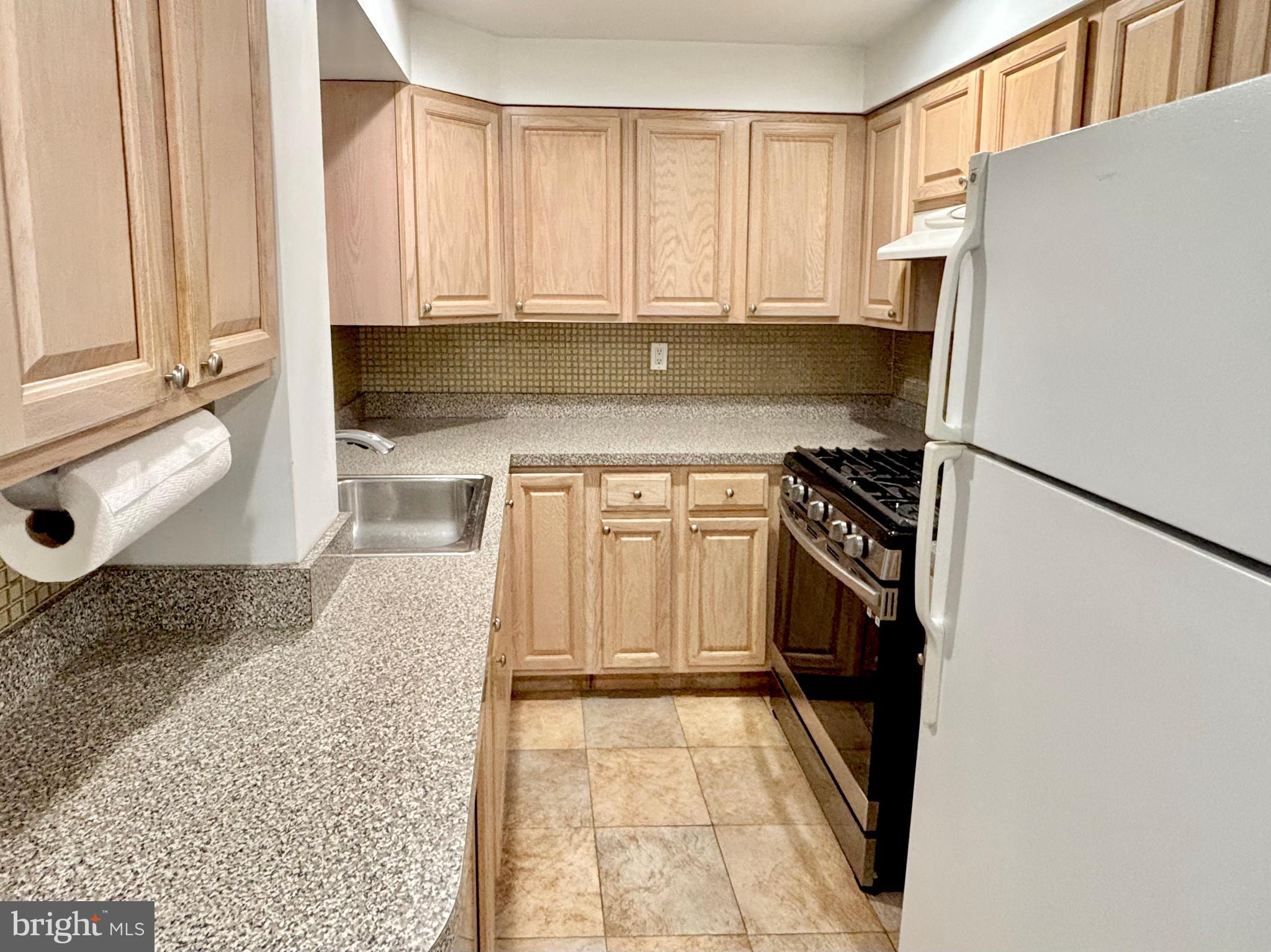 GRADUATE HOSPITAL - Residential