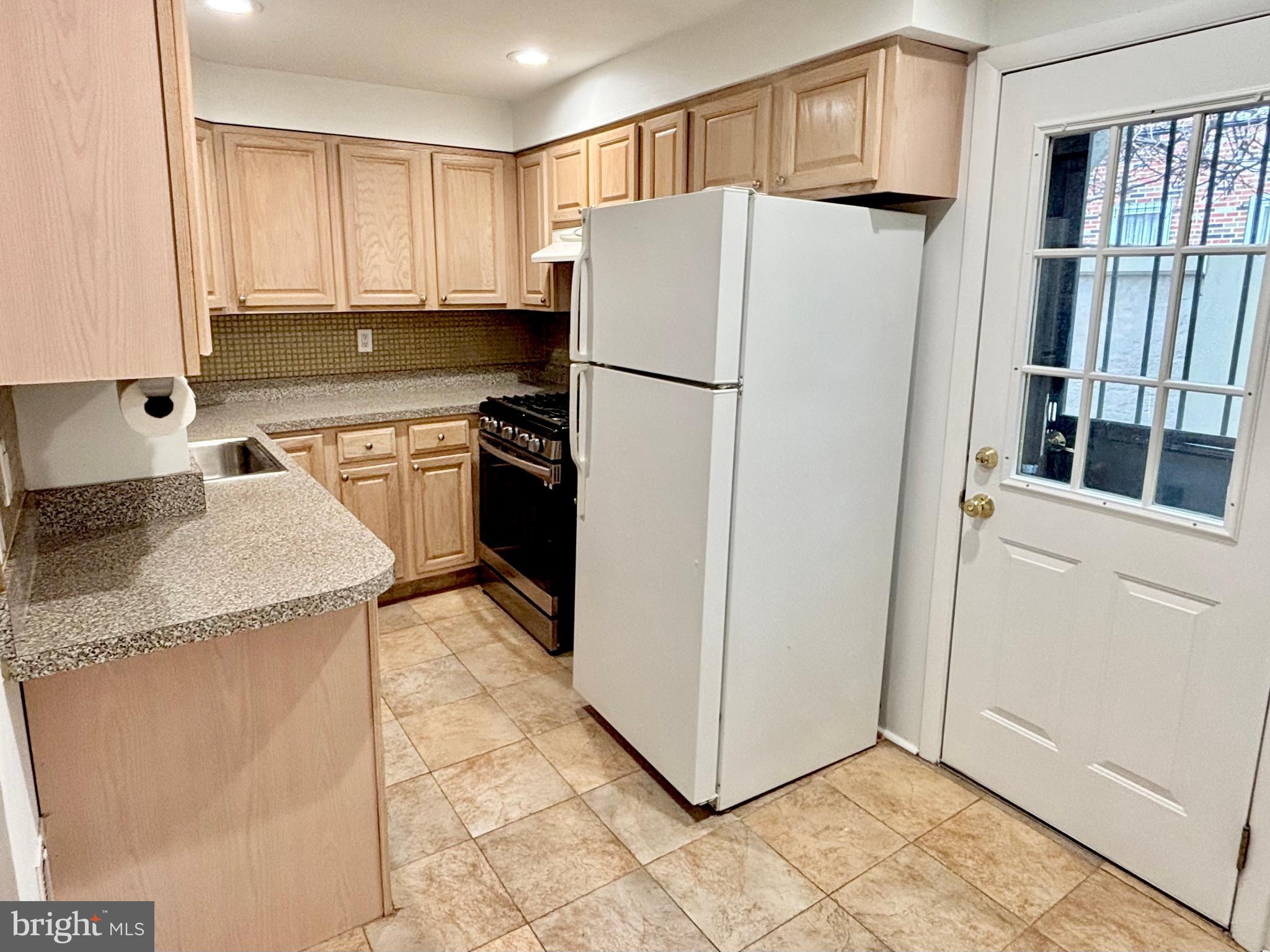 GRADUATE HOSPITAL - Residential