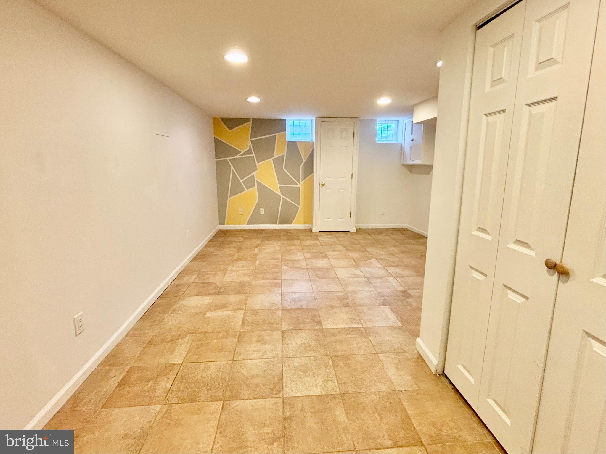 GRADUATE HOSPITAL - Residential