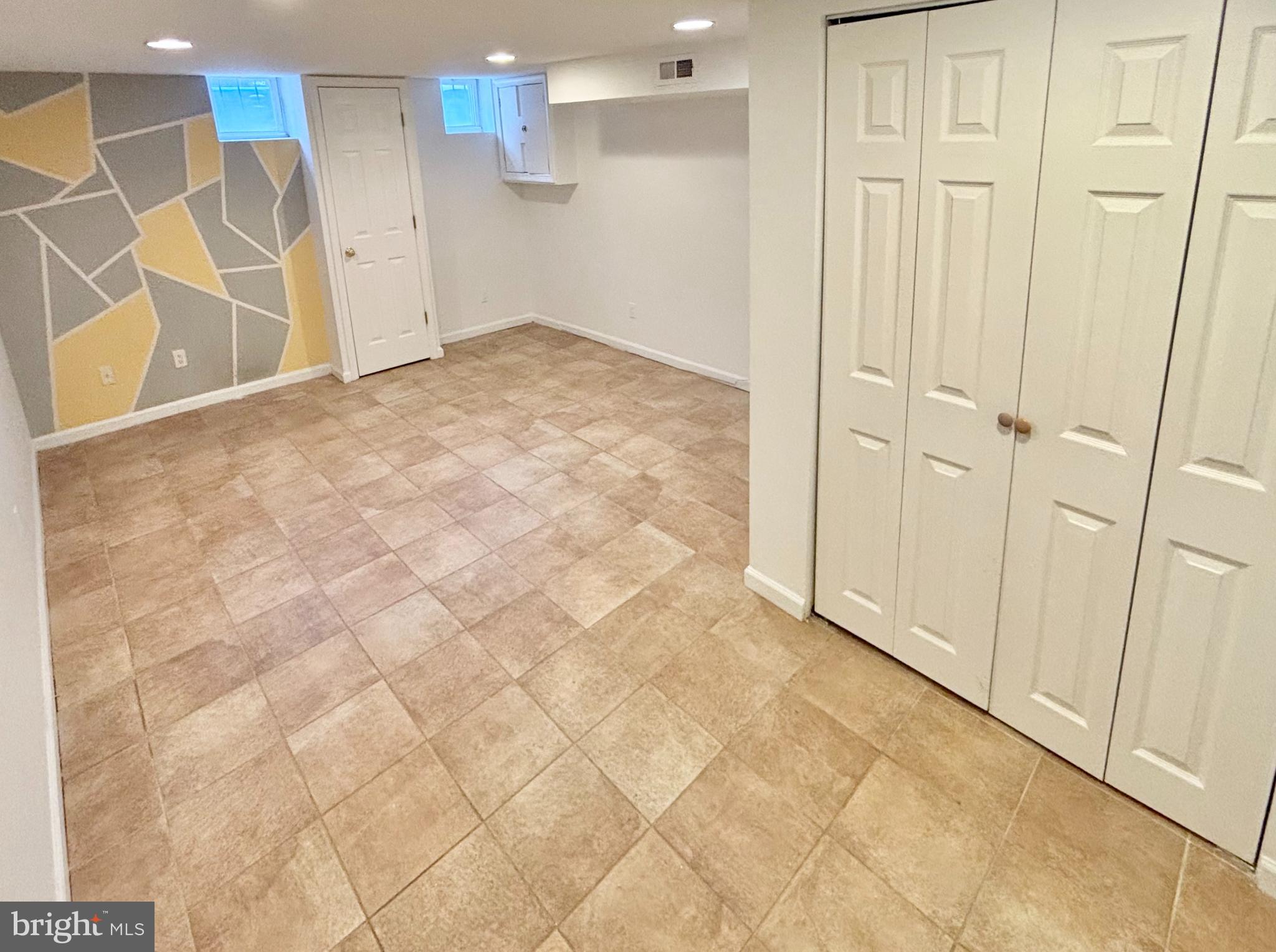 GRADUATE HOSPITAL - Residential