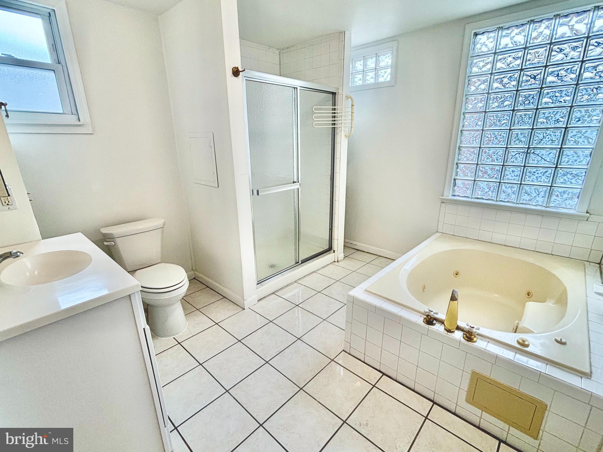 GRADUATE HOSPITAL - Residential