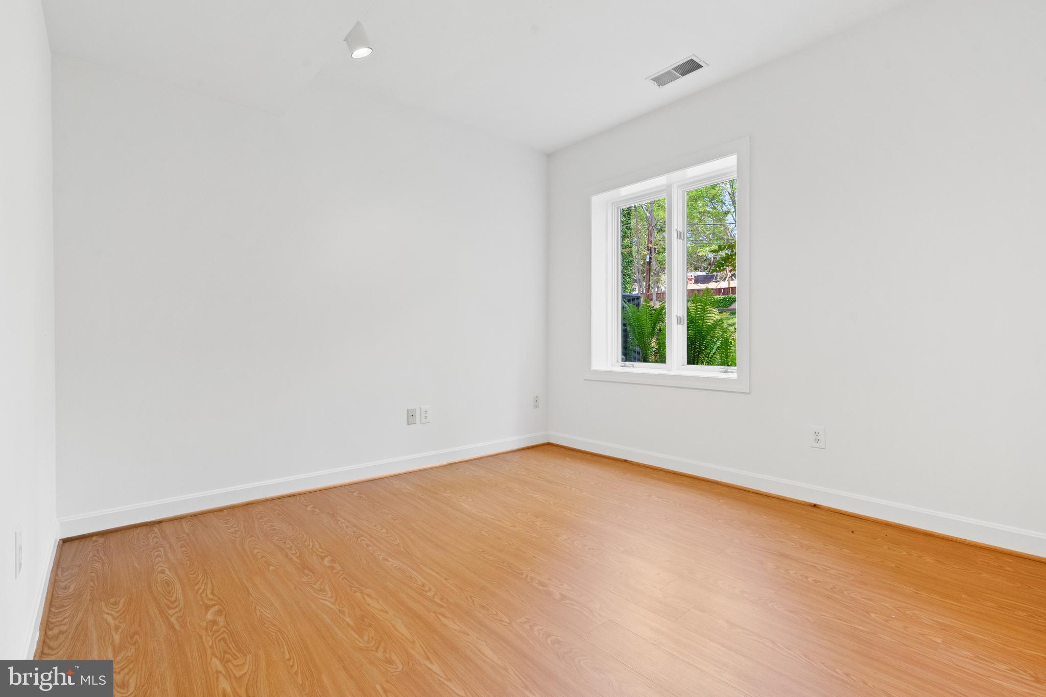 KENT - Residential
