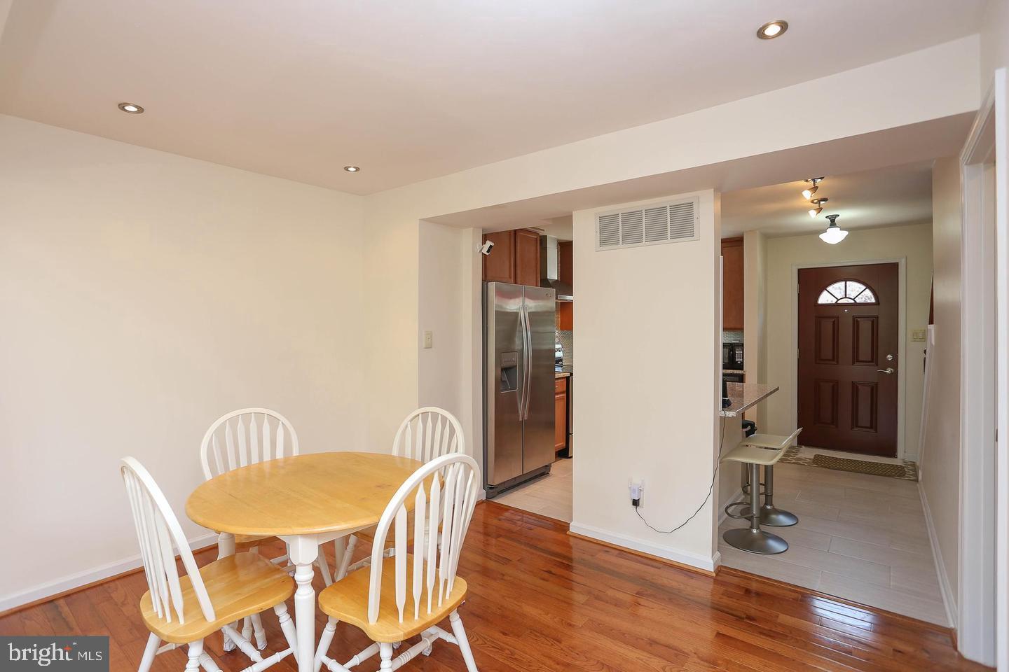 16 GARRISON RIDGE COURT 16