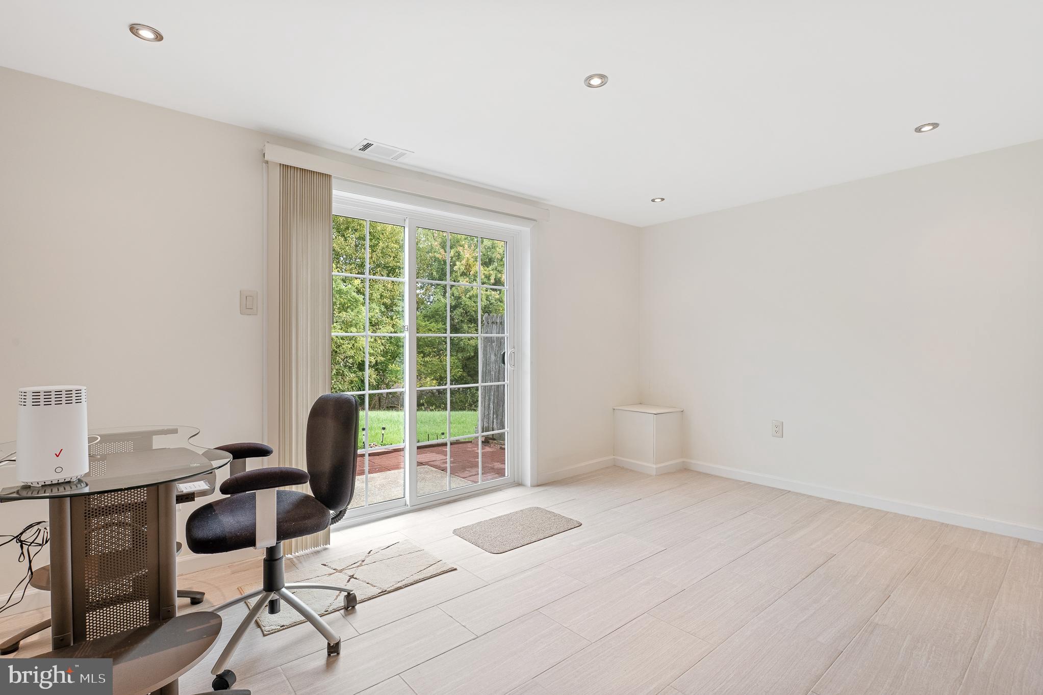 GARRISON RIDGE - Residential