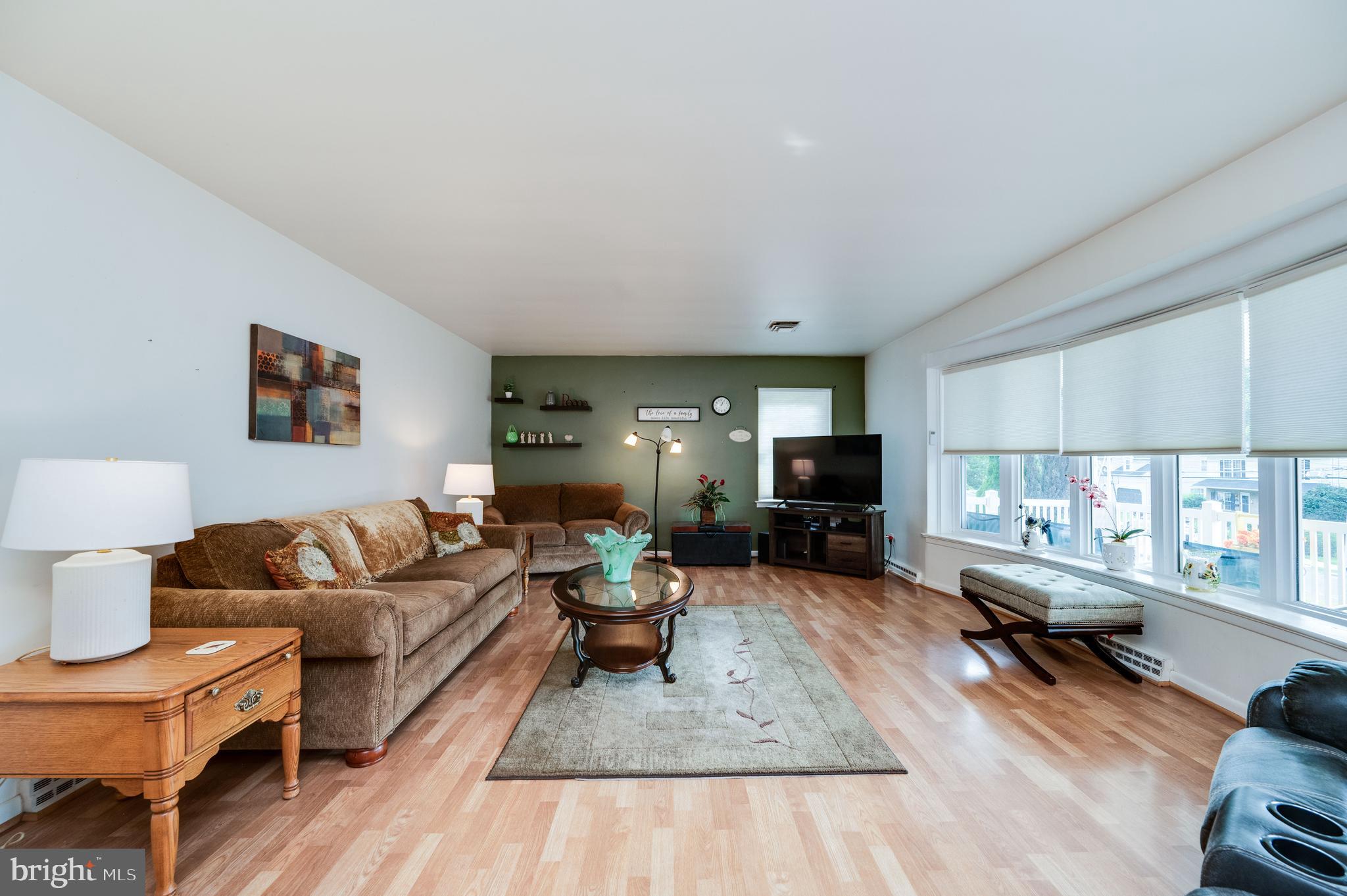 400 FRIEDENSBURG ROAD