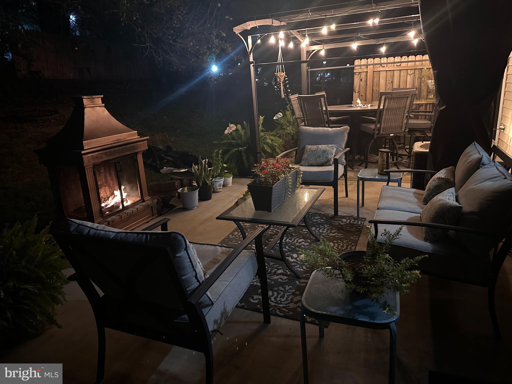 COUNTRY RIDGE - Residential