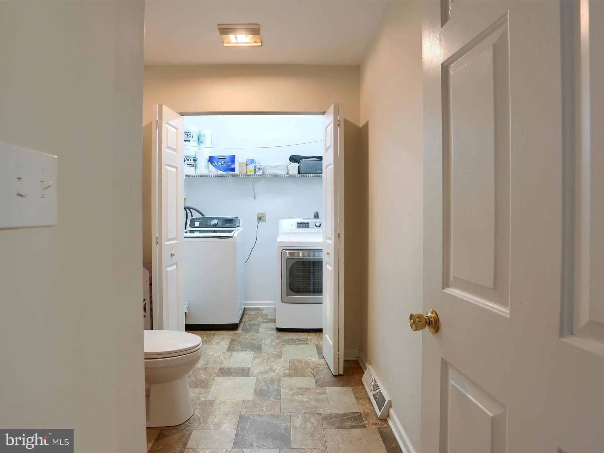 COUNTRY RIDGE - Residential