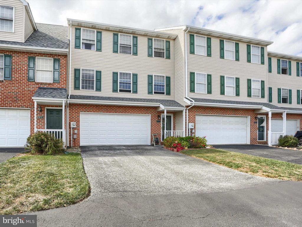 Photo of 126 Country Ridge Drive, RED LION, PA 17356 (MLS # PAYK2090536)