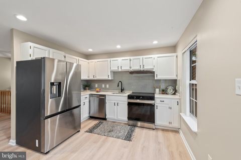 939 KINHART COURT SEVERNA PARK MD 21146