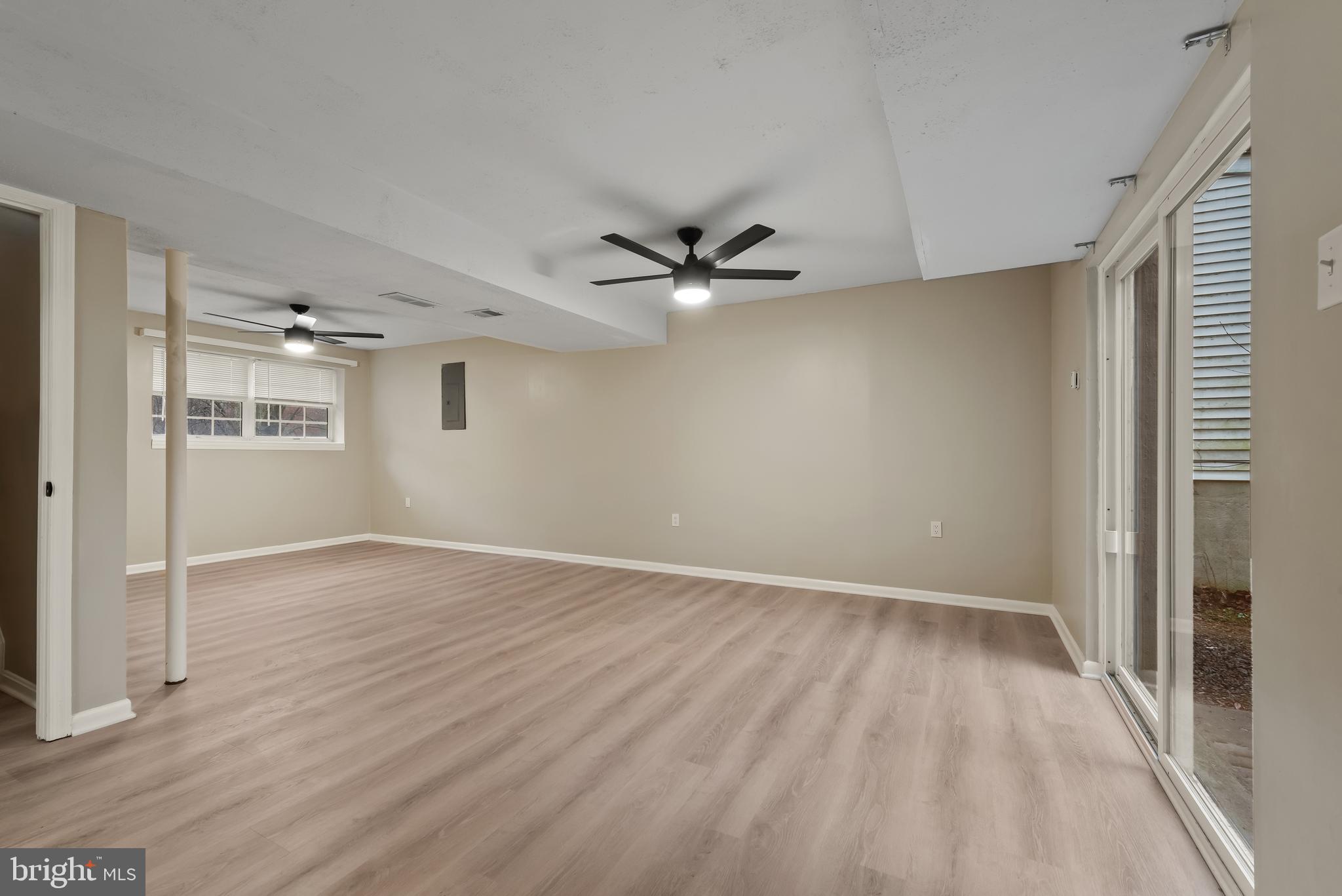 OLD COUNTY ESTATES - Residential