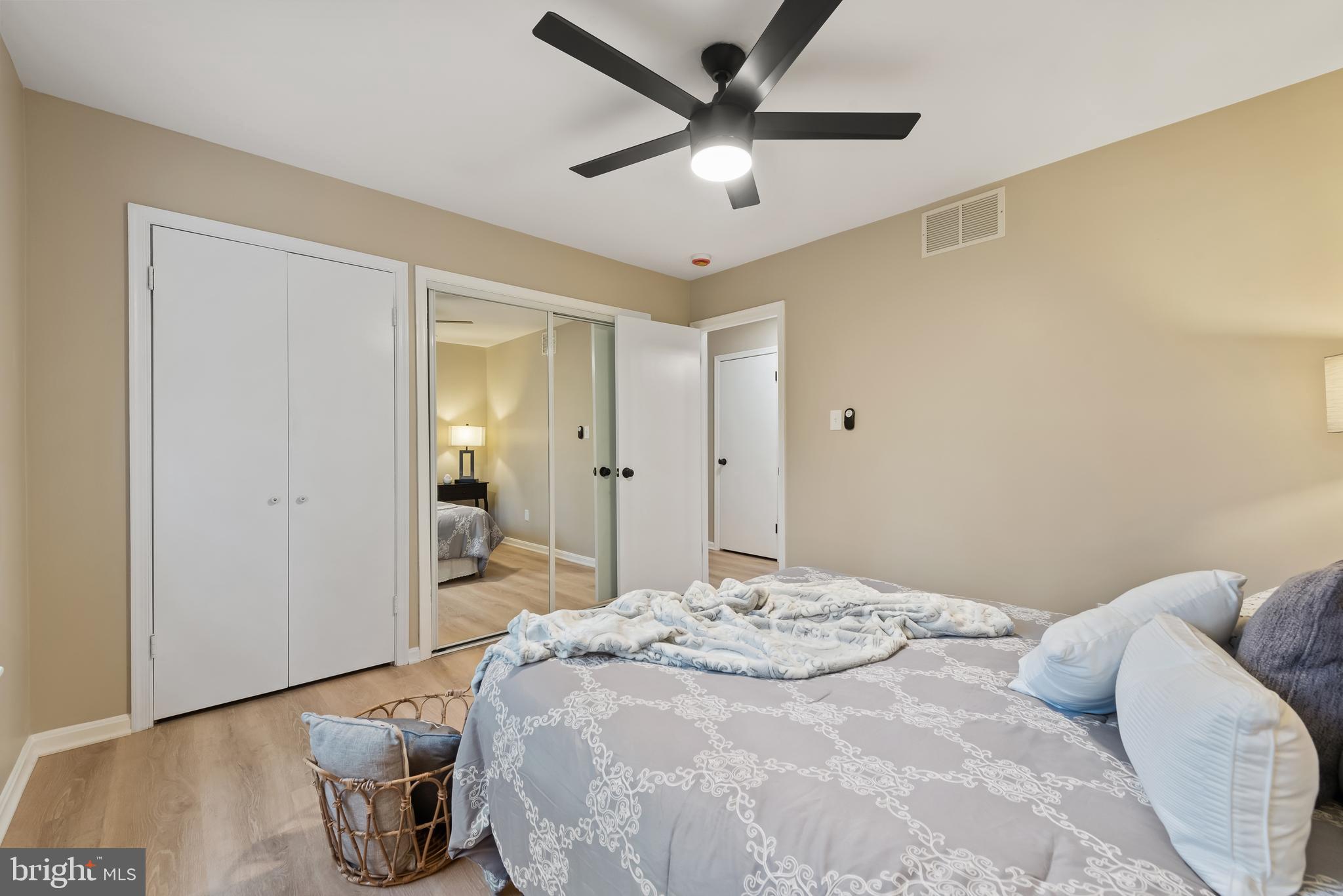 OLD COUNTY ESTATES - Residential