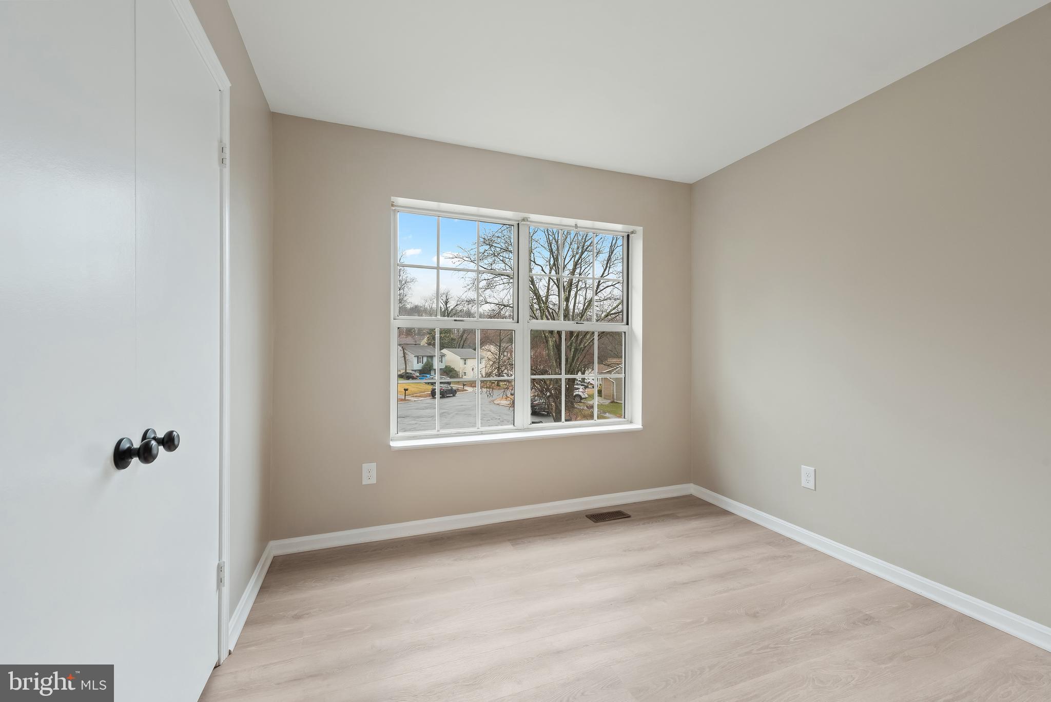 OLD COUNTY ESTATES - Residential