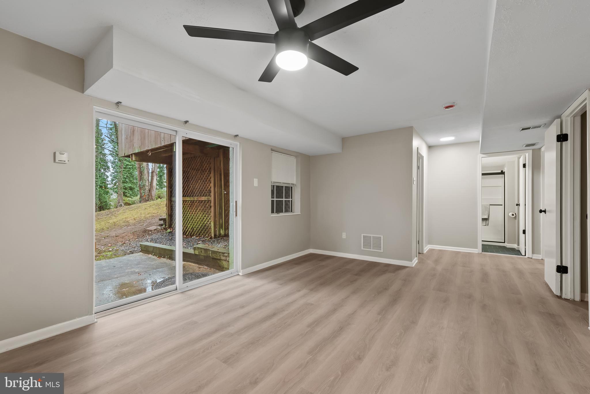 OLD COUNTY ESTATES - Residential