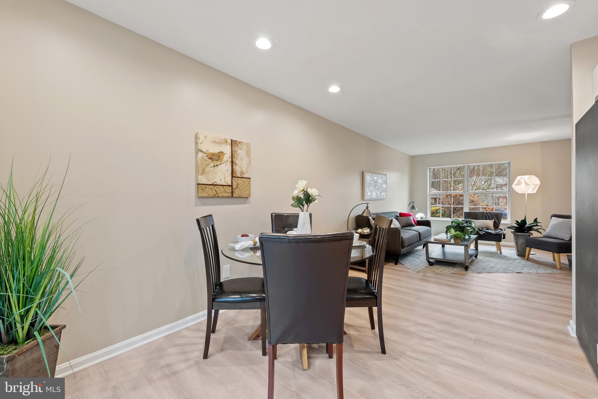 OLD COUNTY ESTATES - Residential