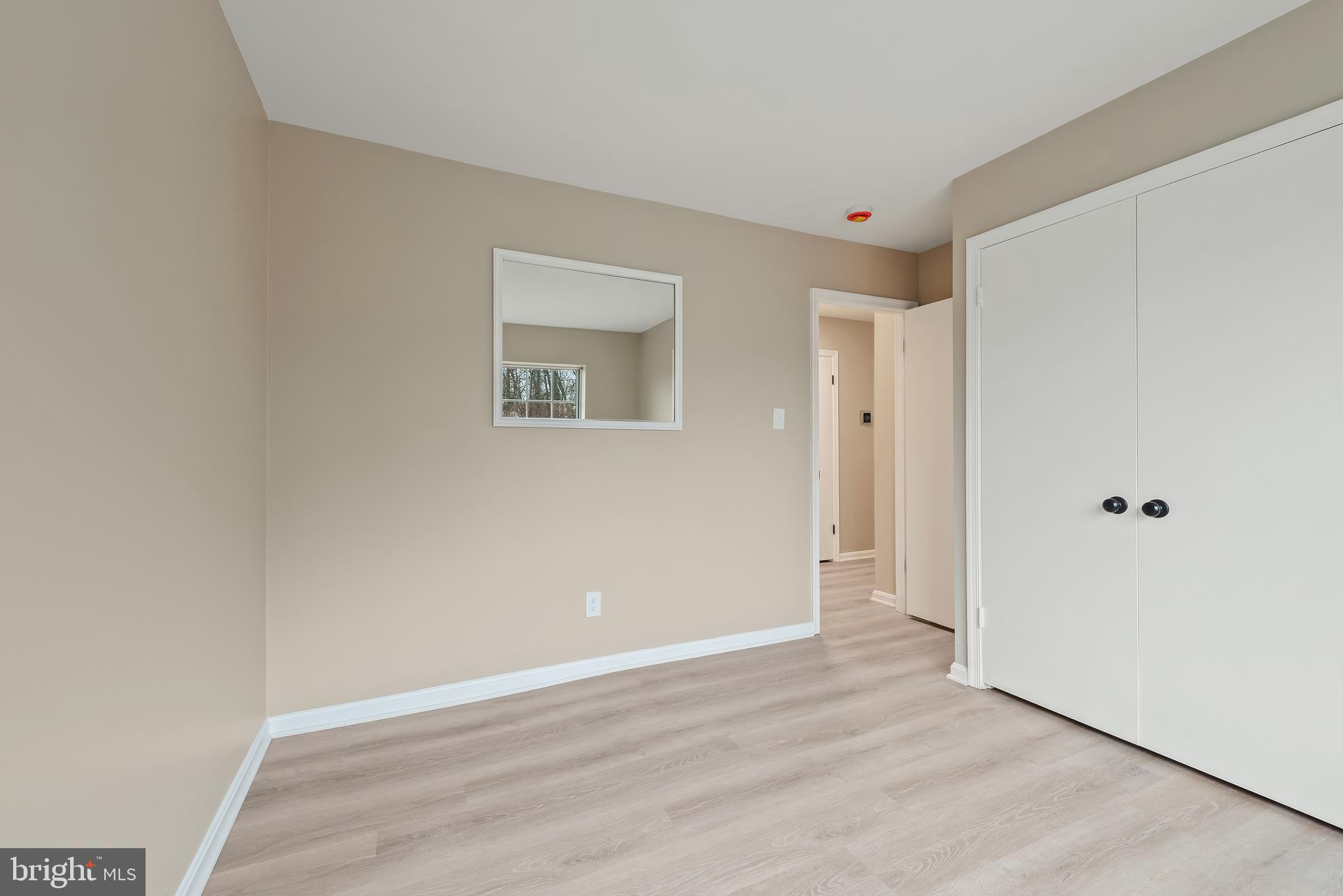 OLD COUNTY ESTATES - Residential