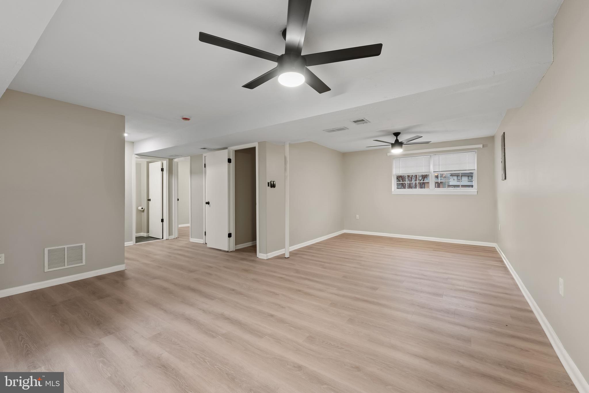 OLD COUNTY ESTATES - Residential