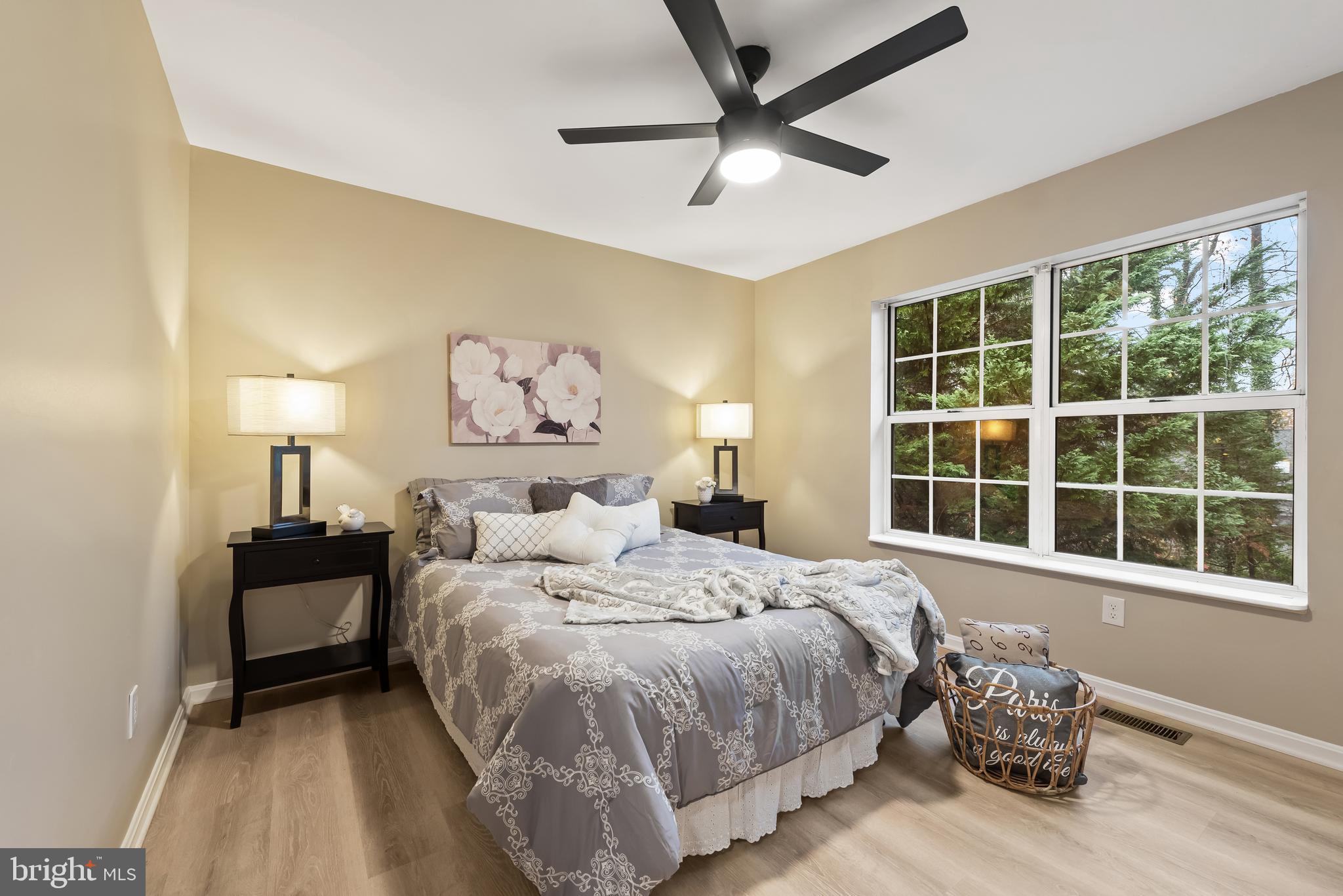 OLD COUNTY ESTATES - Residential